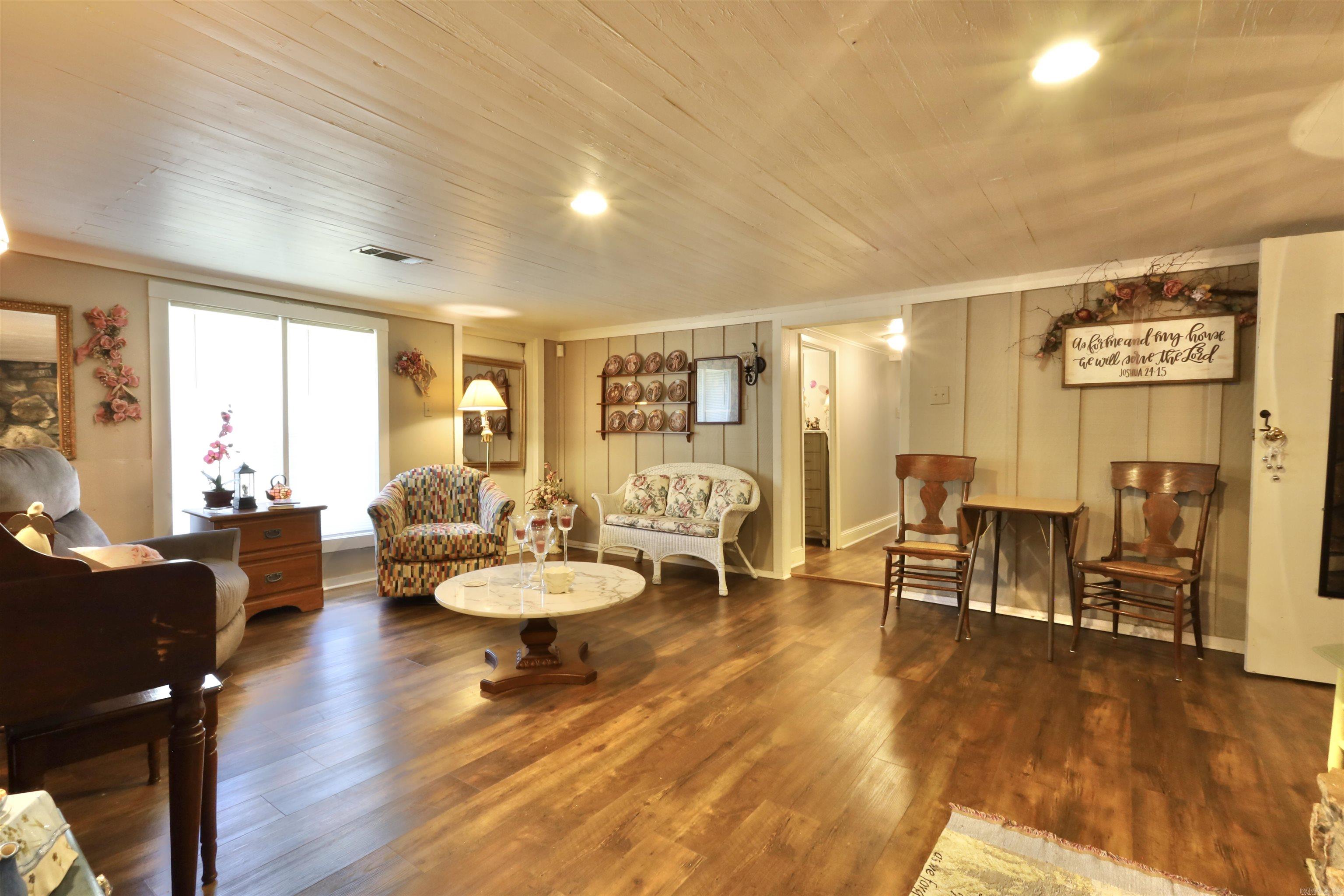 Metes & Bounds - Residential