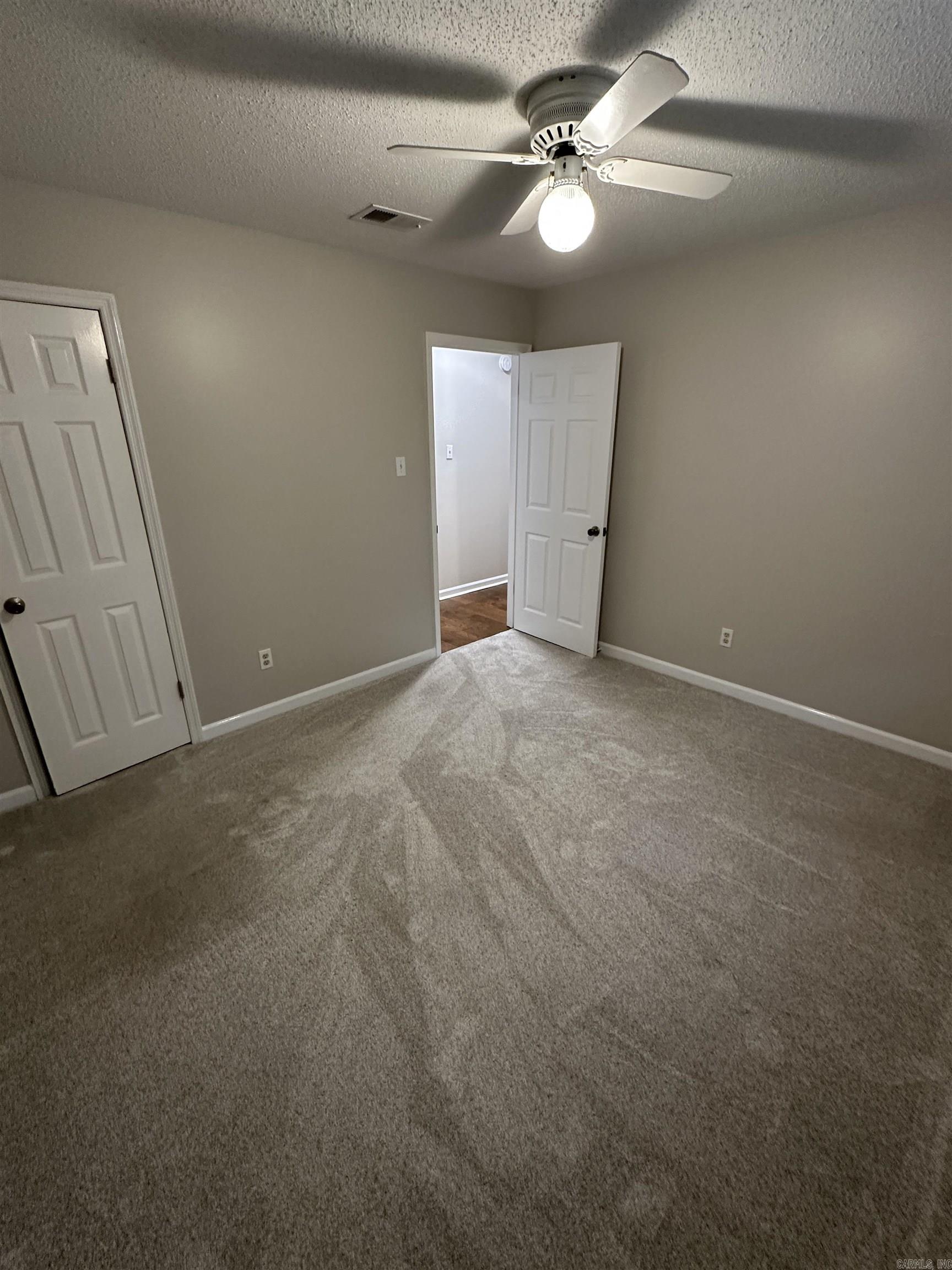 Rolling Oak - Residential Lease