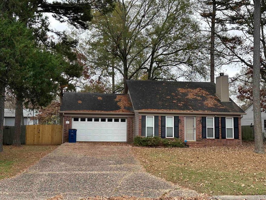This cozy 3 bed / 2 bath home sits on a great sized lot perfect for a quiet stay. The 2 car garage and recent updates make it the perfect move in ready home just a short drive from the freeway for fast commutes outside of Maumelle towards LR/ NLR or Conway areas. Some key features are as follows: beautiful hardwood floors, 2 car garage, fully fenced yard, new carpets, fresh paint, washer and dryer is included, beautiful brick fireplace and great storage. PRICED RIGHT! Call for your tour today!