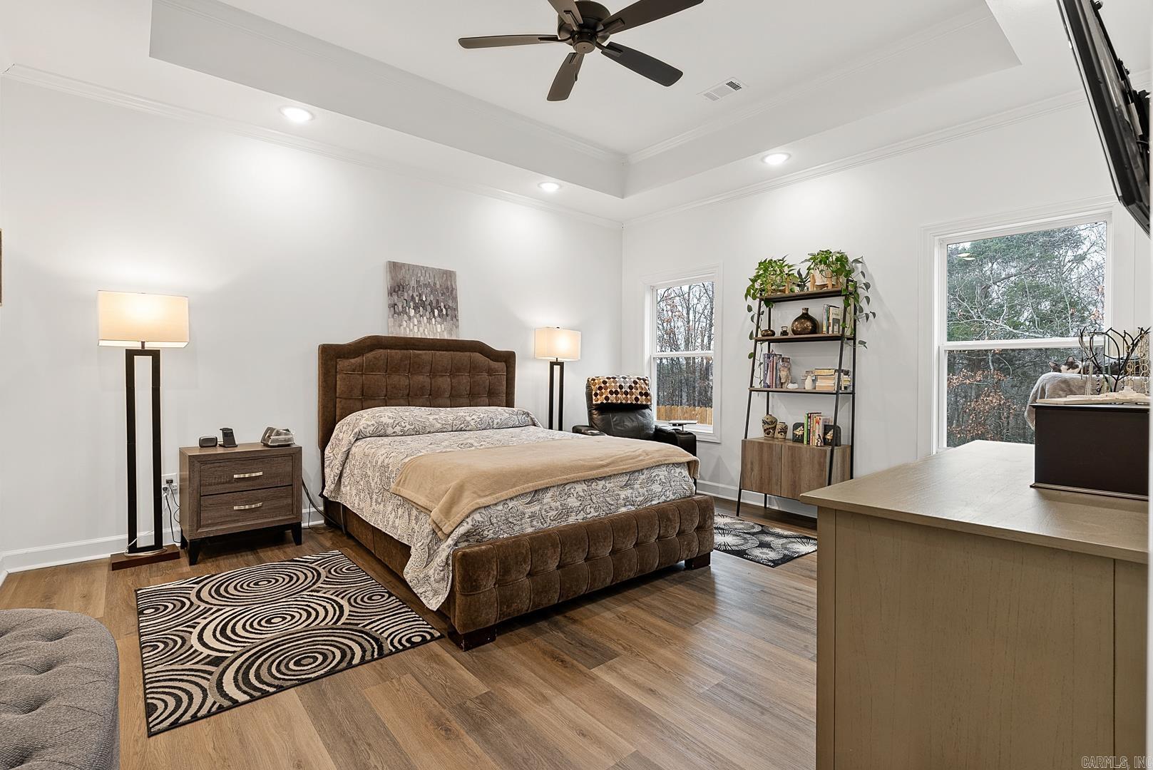 VALLEY VIEW MANOR - Residential