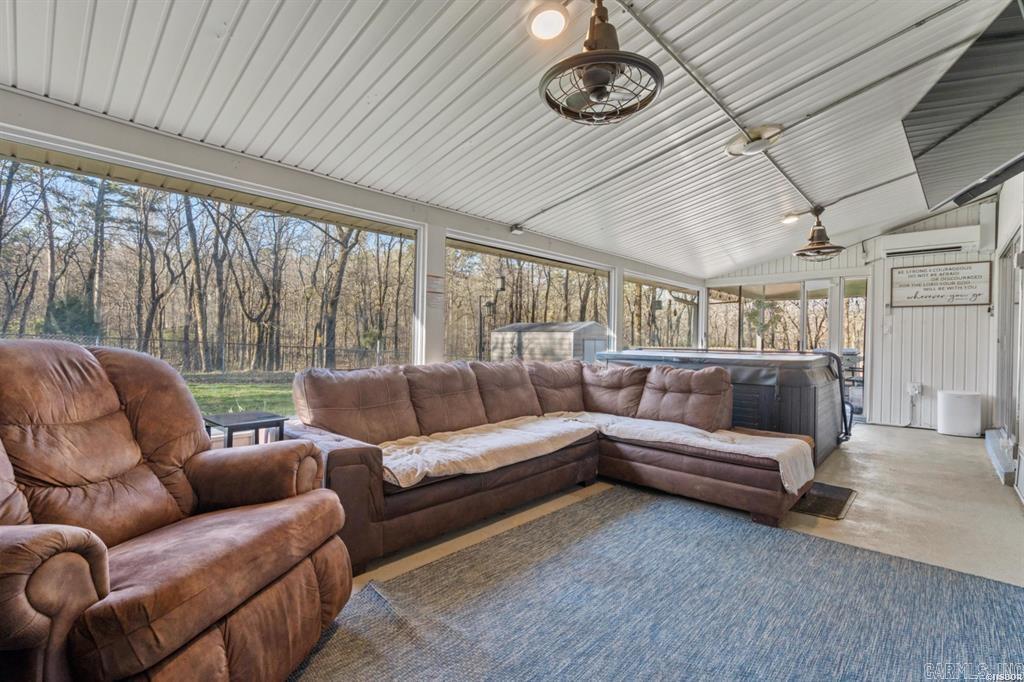 Diamondhead - Residential
