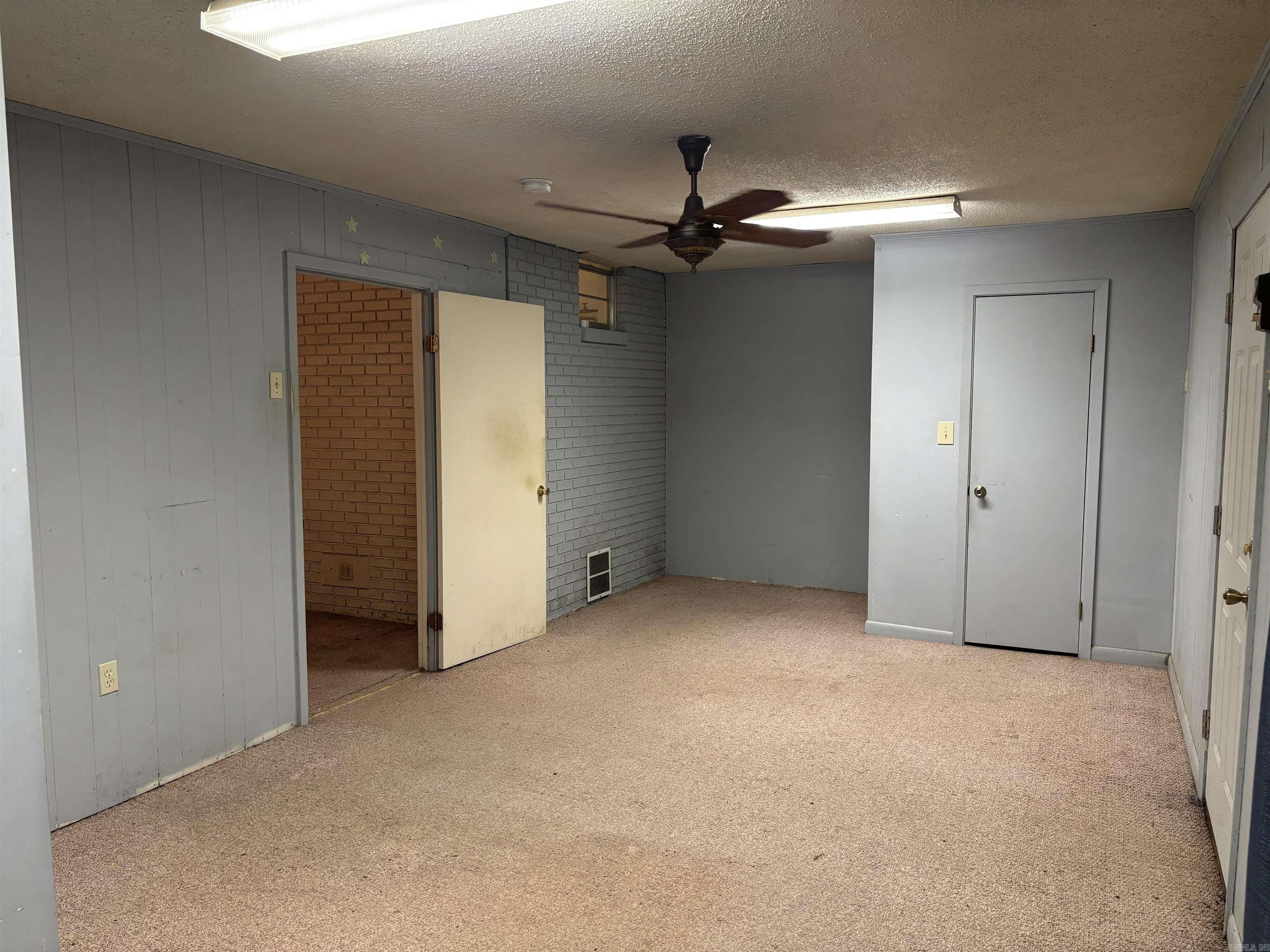 BEEBE OUTLOTS - Residential