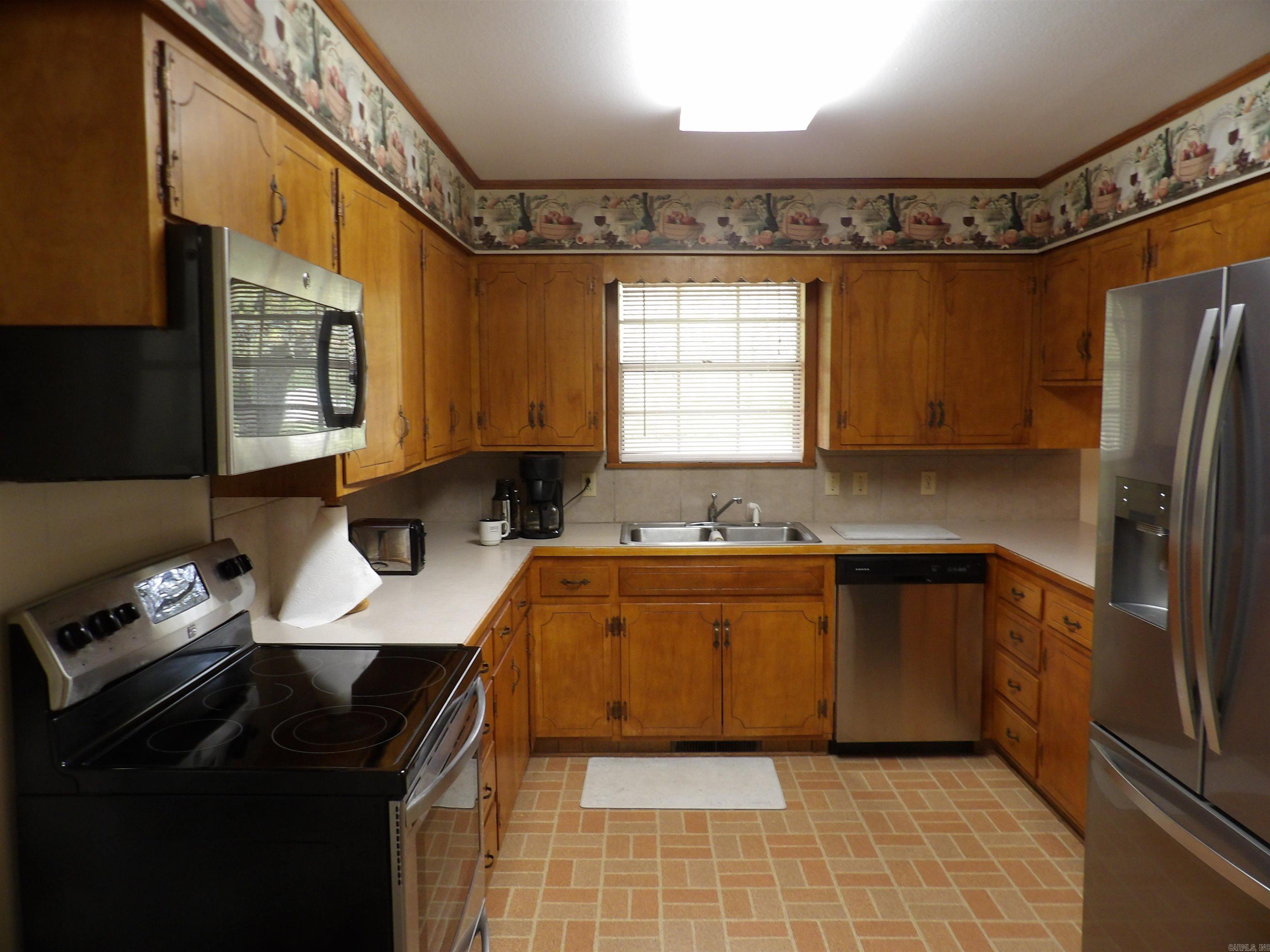 WESTHILLS - Residential