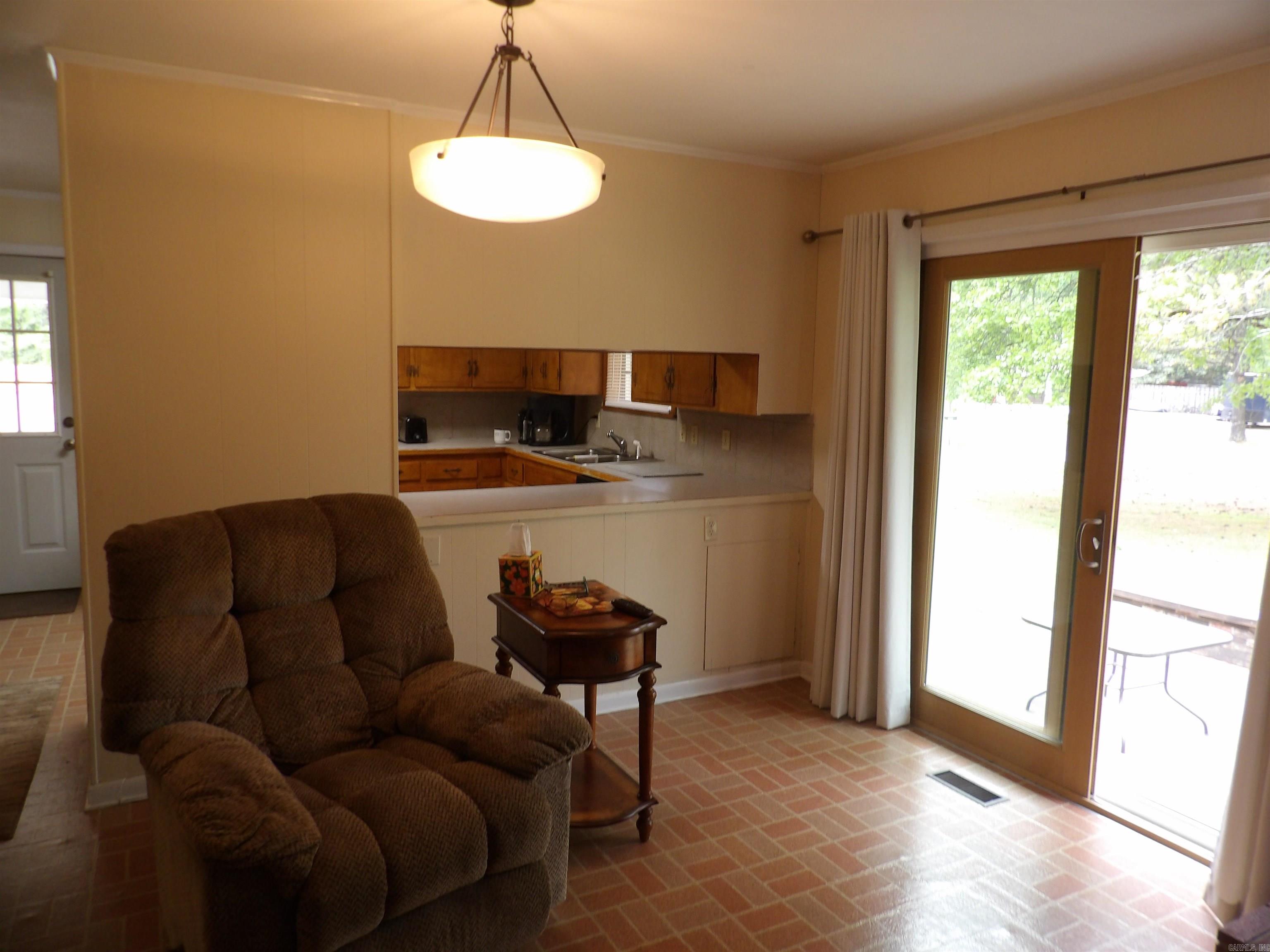 WESTHILLS - Residential