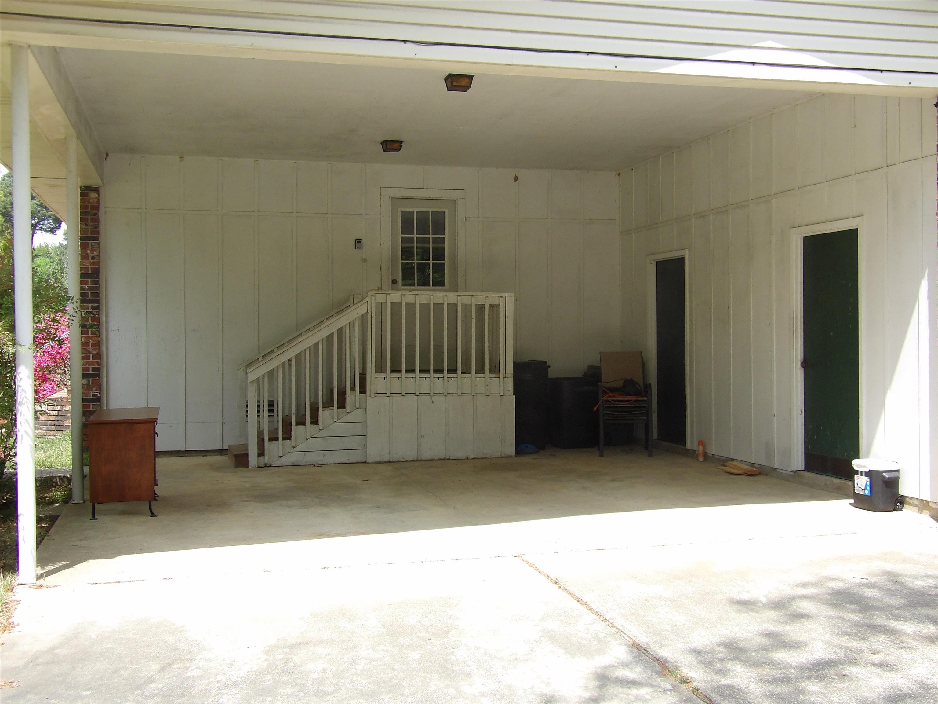 WESTHILLS - Residential