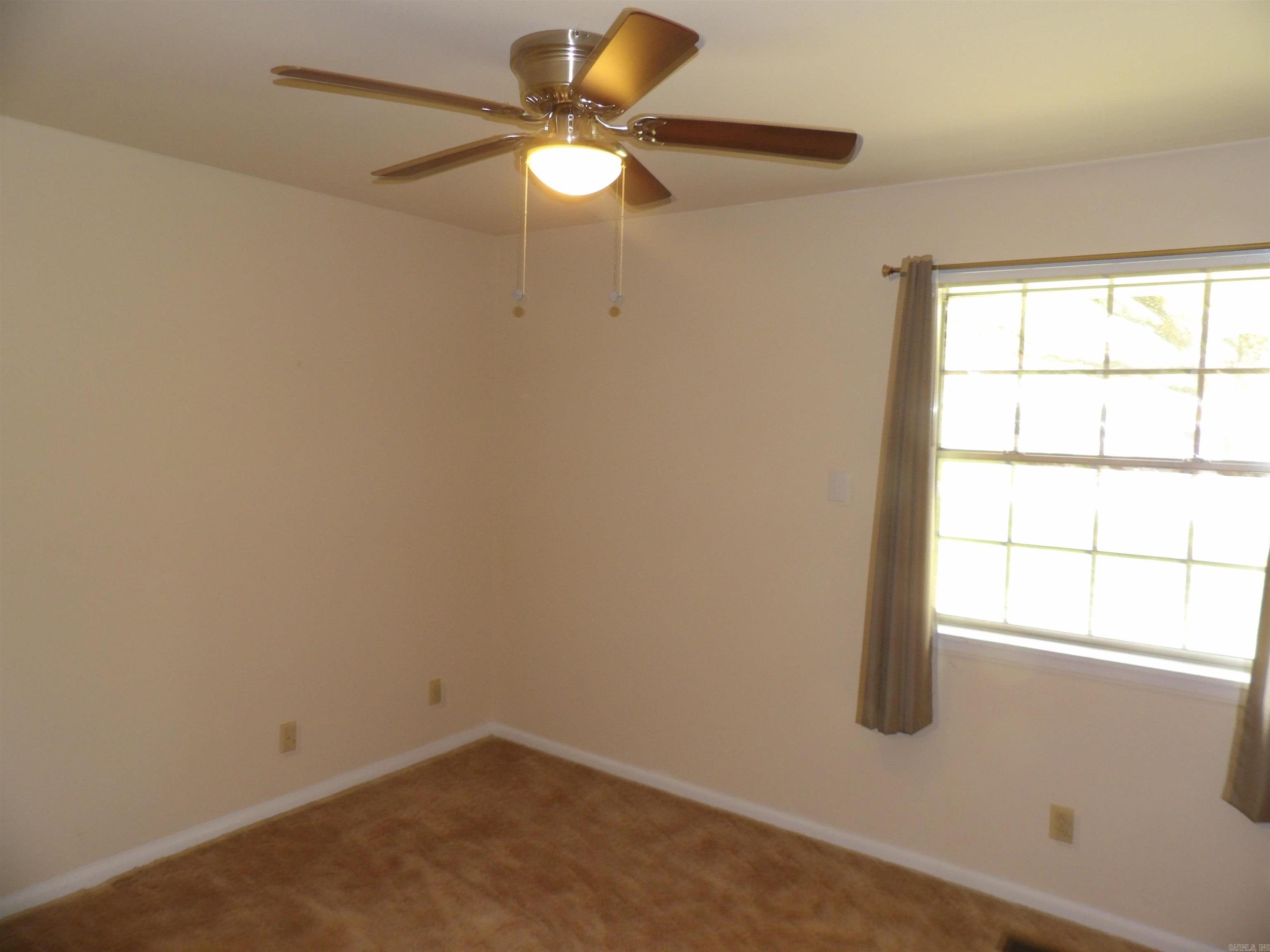 WESTHILLS - Residential