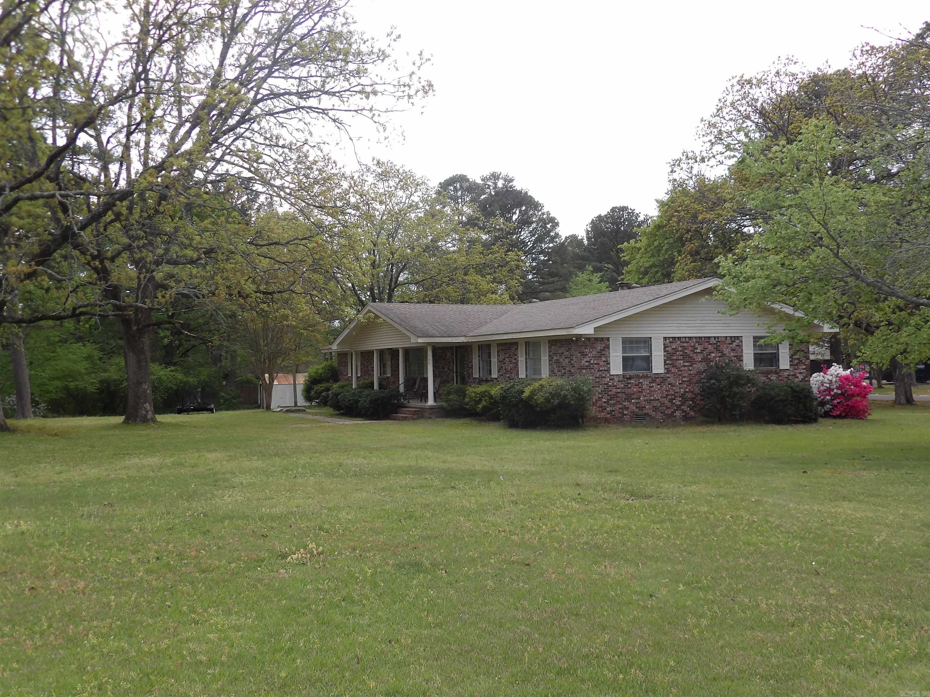 WESTHILLS - Residential