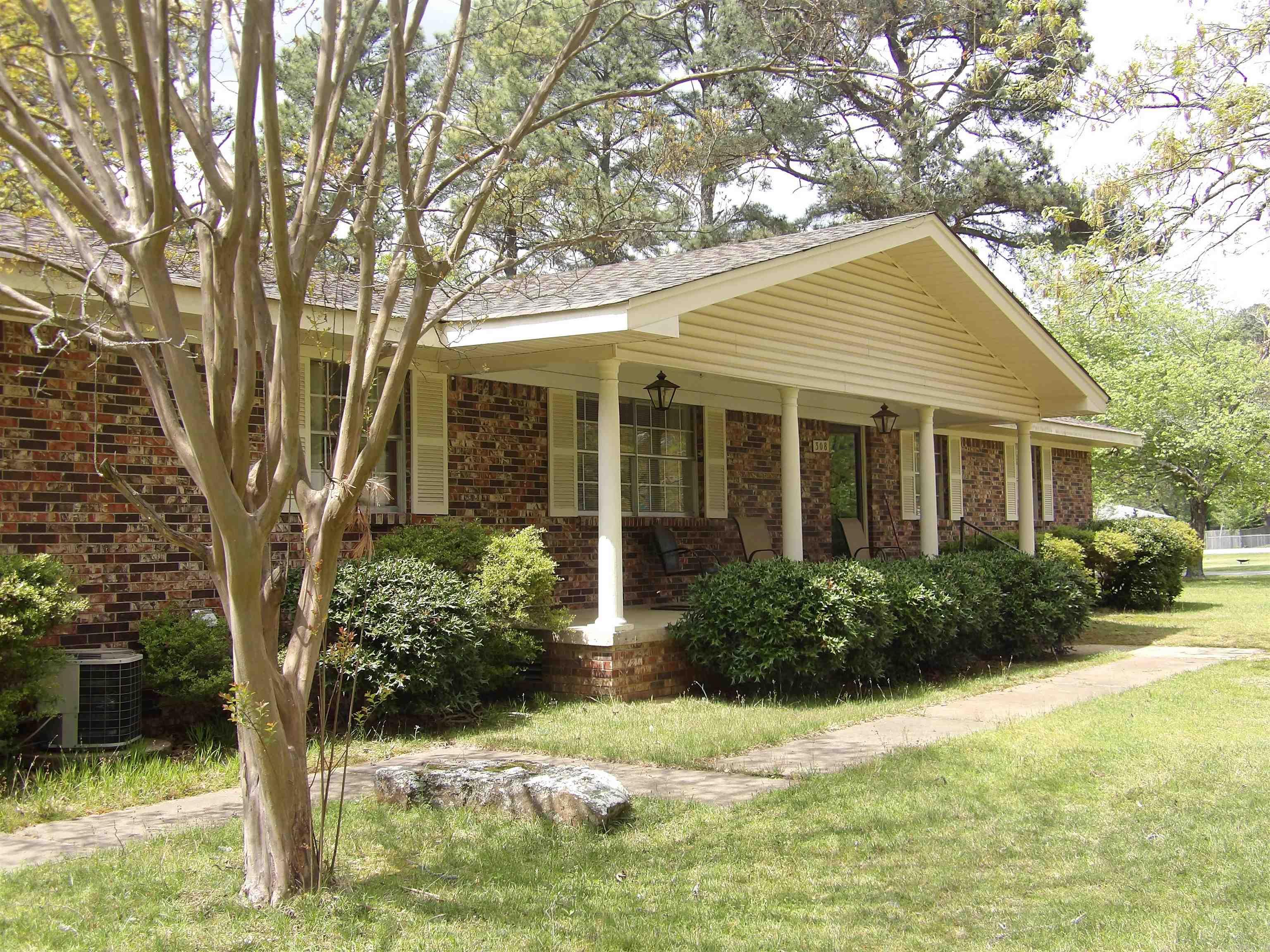 WESTHILLS - Residential