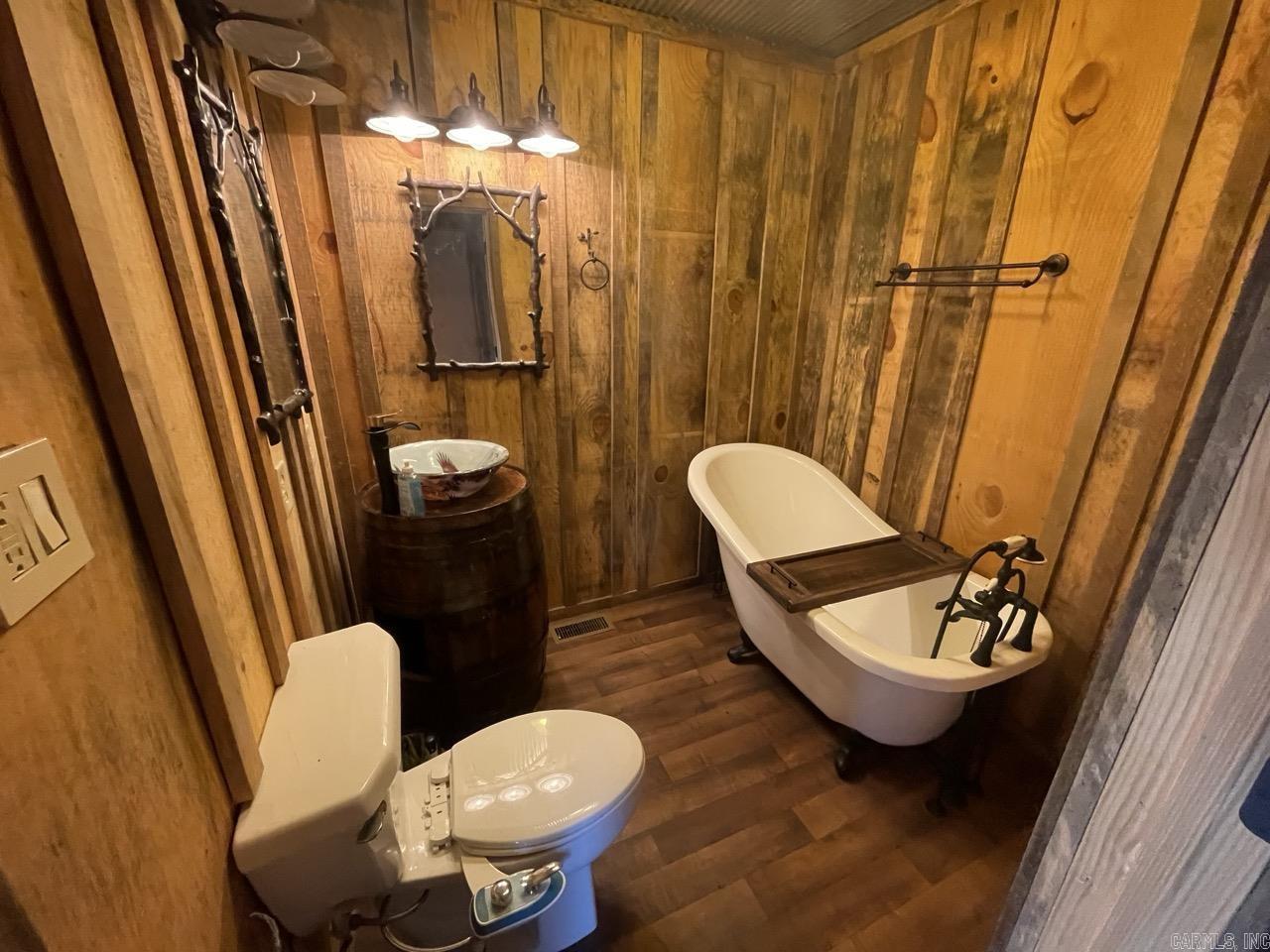 CADDO HILLS - Residential