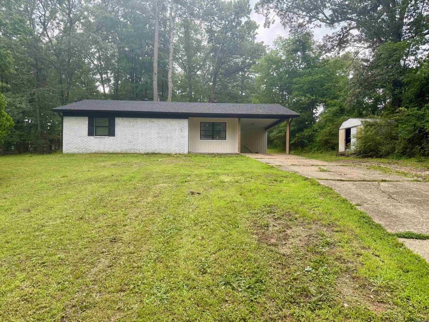 Introducing 6637 Grayson Drive, a charming 2-bedroom, 1-bathroom house located in Benton, AR. This cozy home features granite countertops in the kitchen, perfect for preparing meals and entertaining guests. The property also includes a convenient storage shed for all your organizational needs, as well as a spacious yard for outdoor activities and relaxation. With a carport for parking and a refrigerator included, this house offers both comfort and convenience. Don't miss out on the opportunity to make this lovely house your new home.
