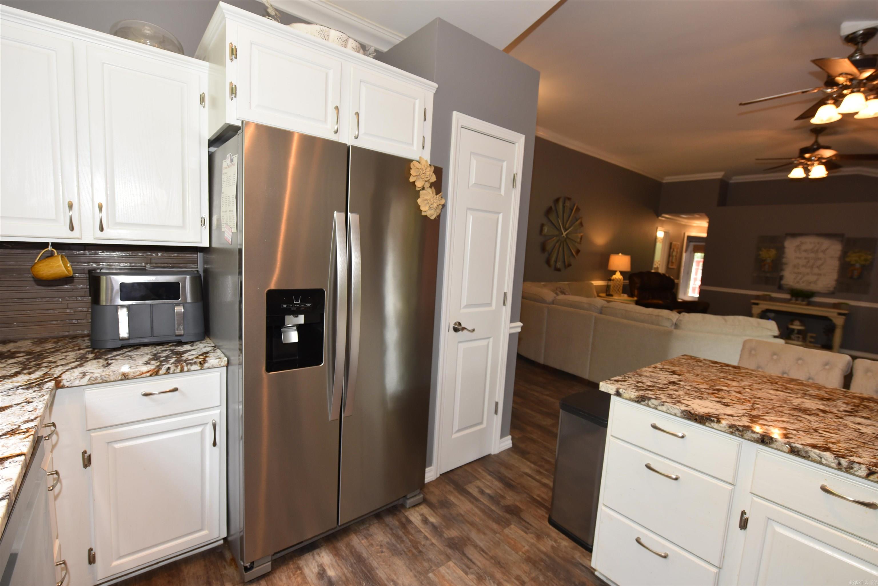 FAIR OAKS - Residential