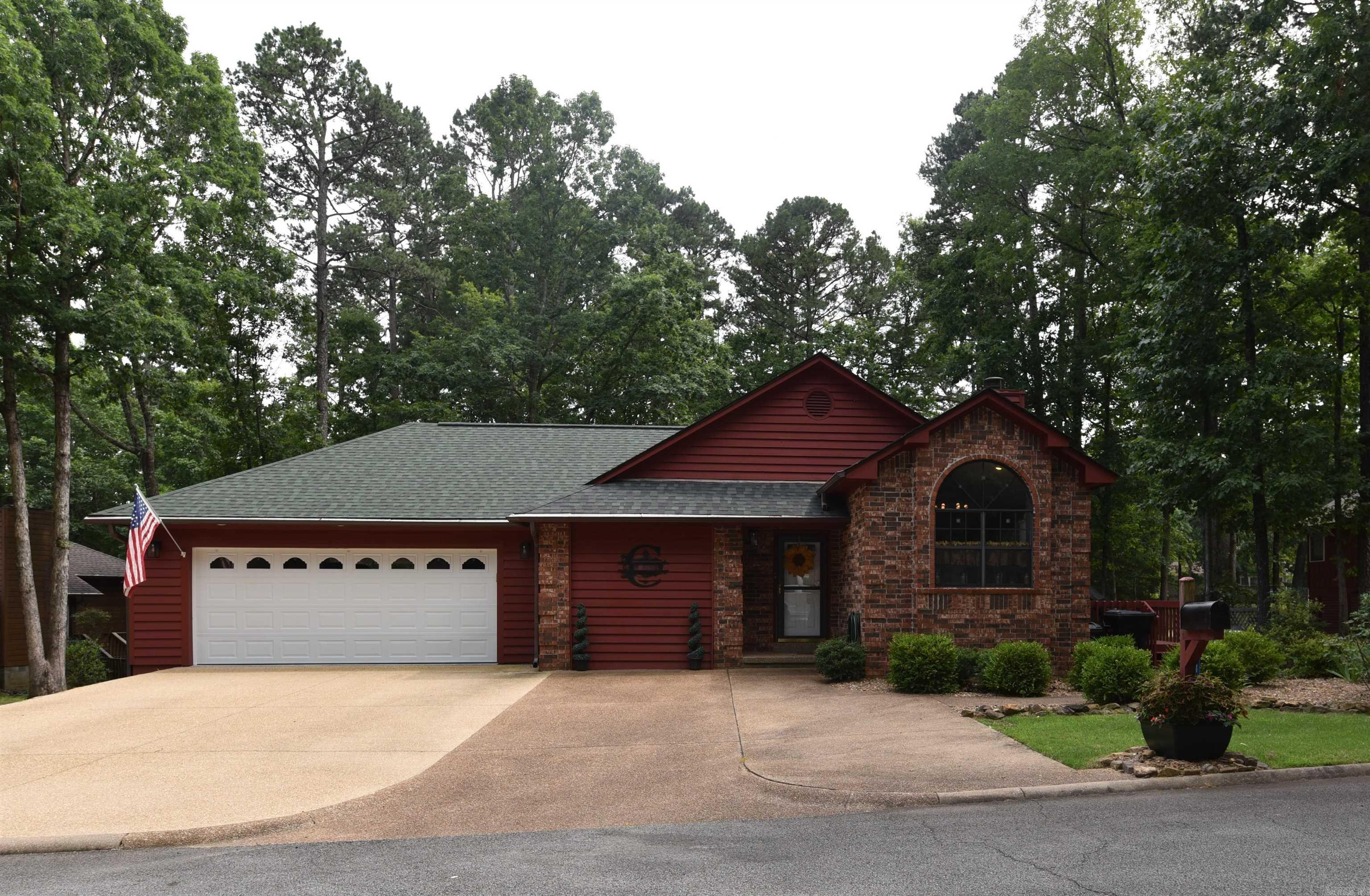 FAIR OAKS - Residential