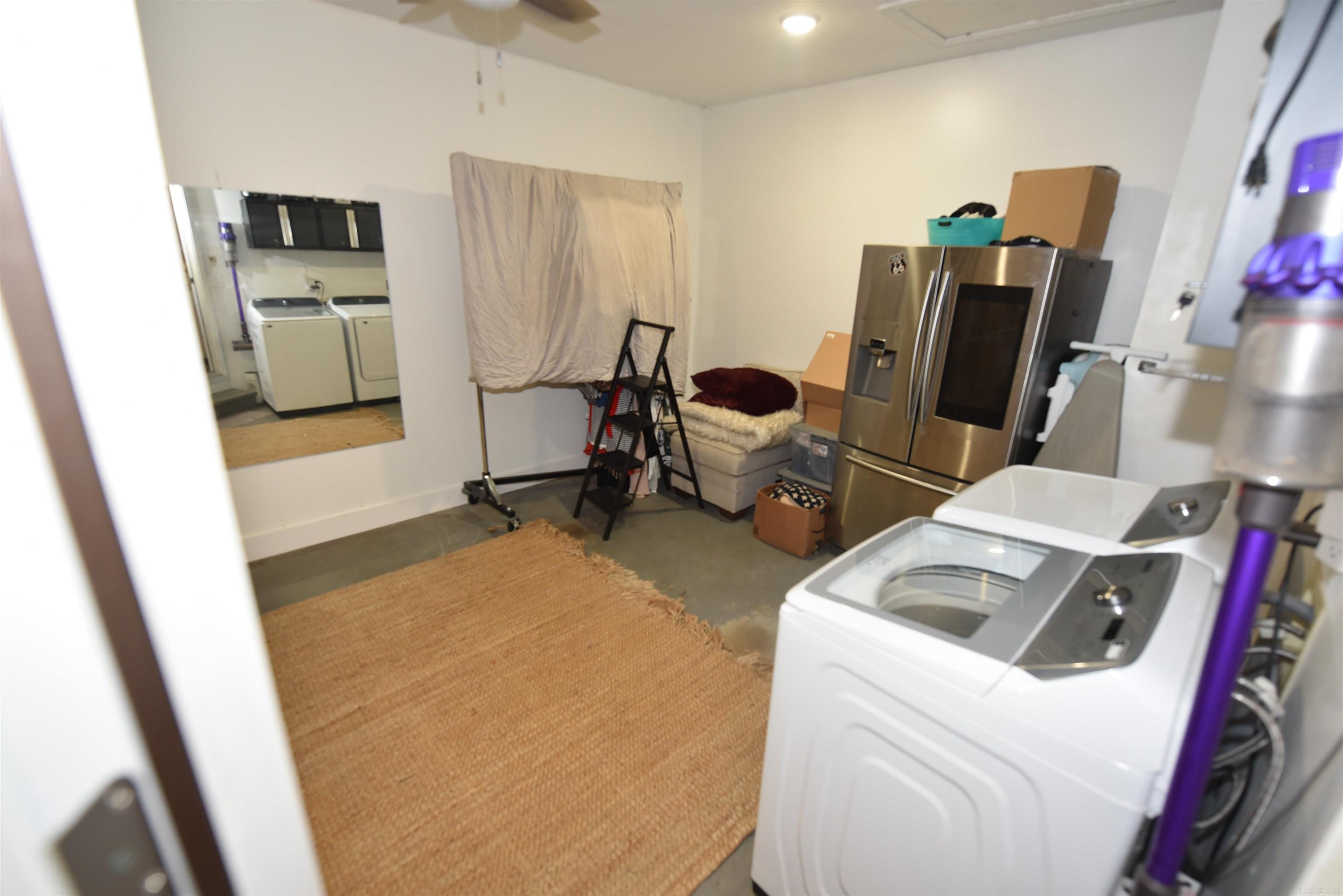 FAIR OAKS - Residential