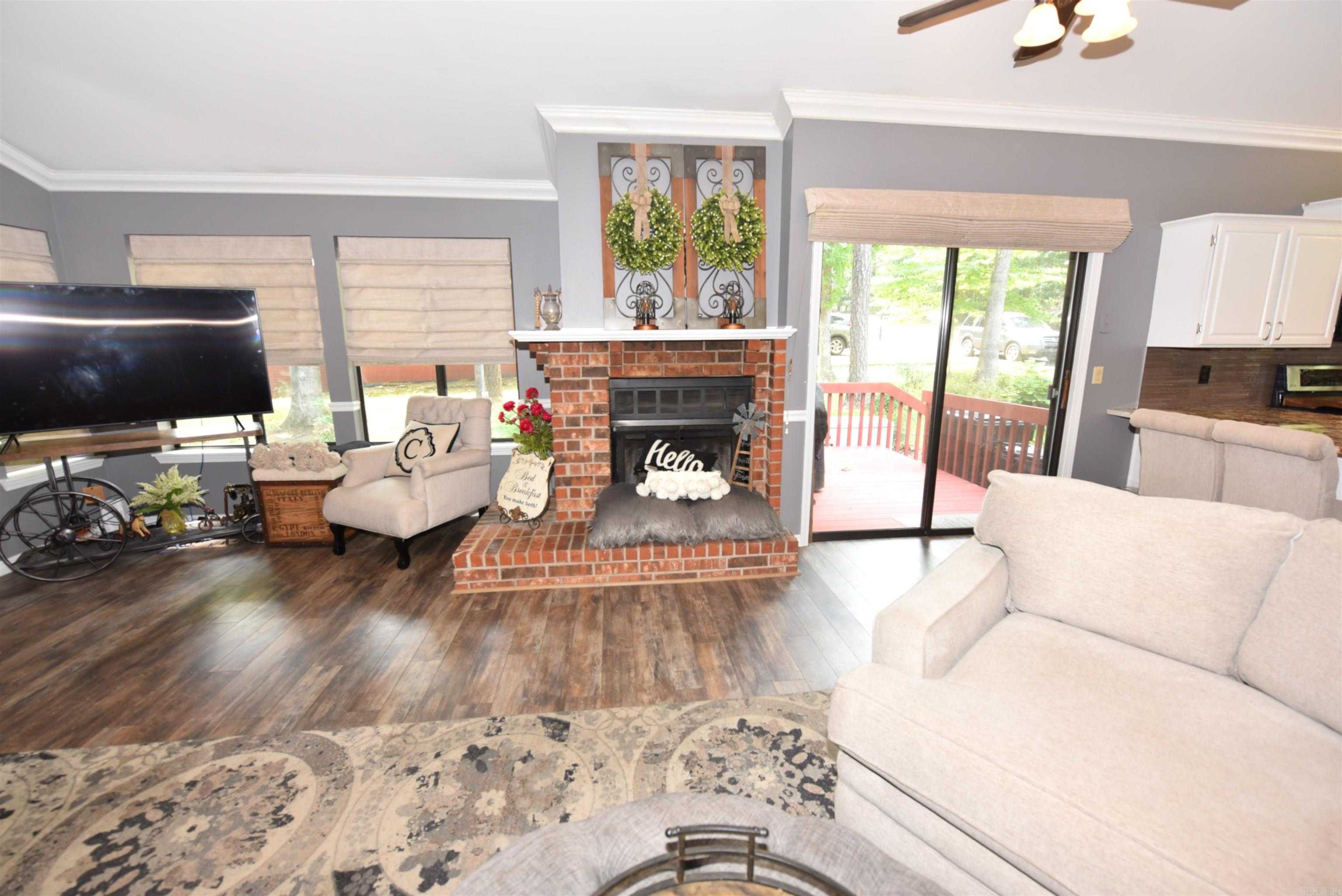 FAIR OAKS - Residential