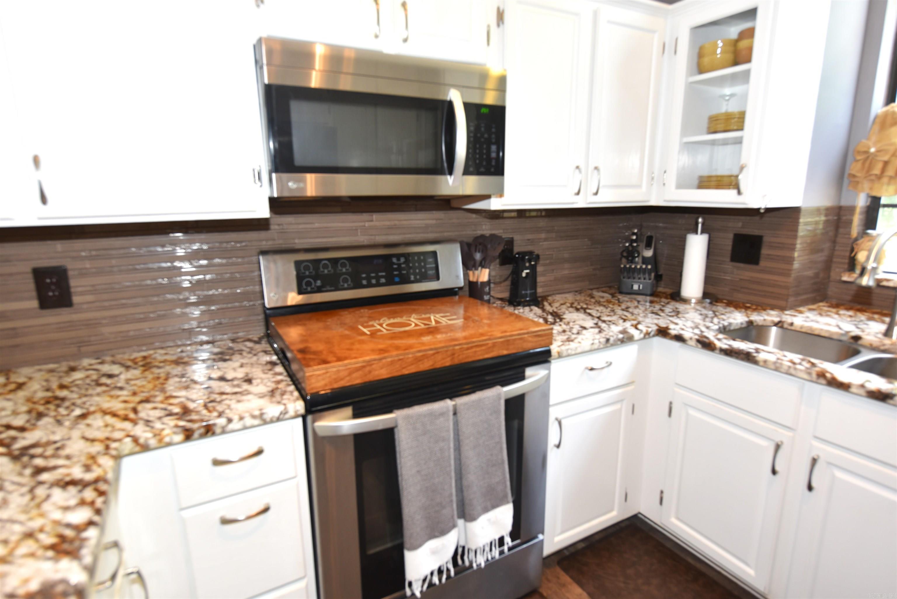 FAIR OAKS - Residential