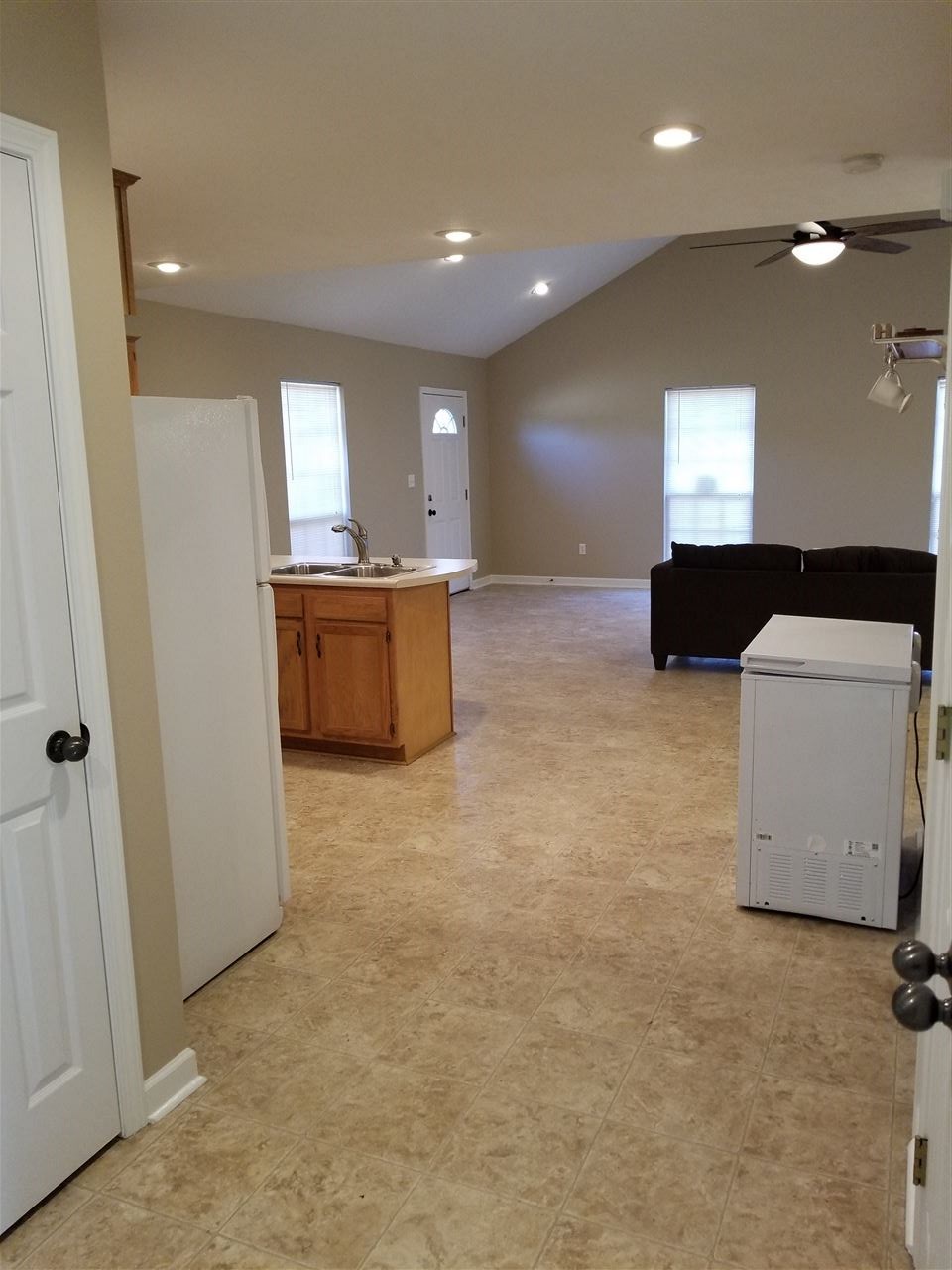 VILLAGE PARK - Residential