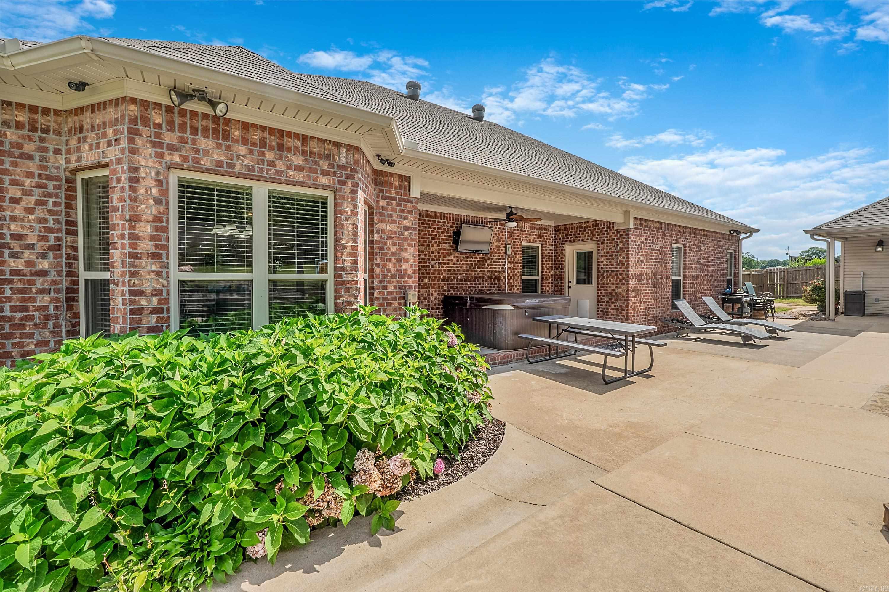 NORTH RIDGE - Residential