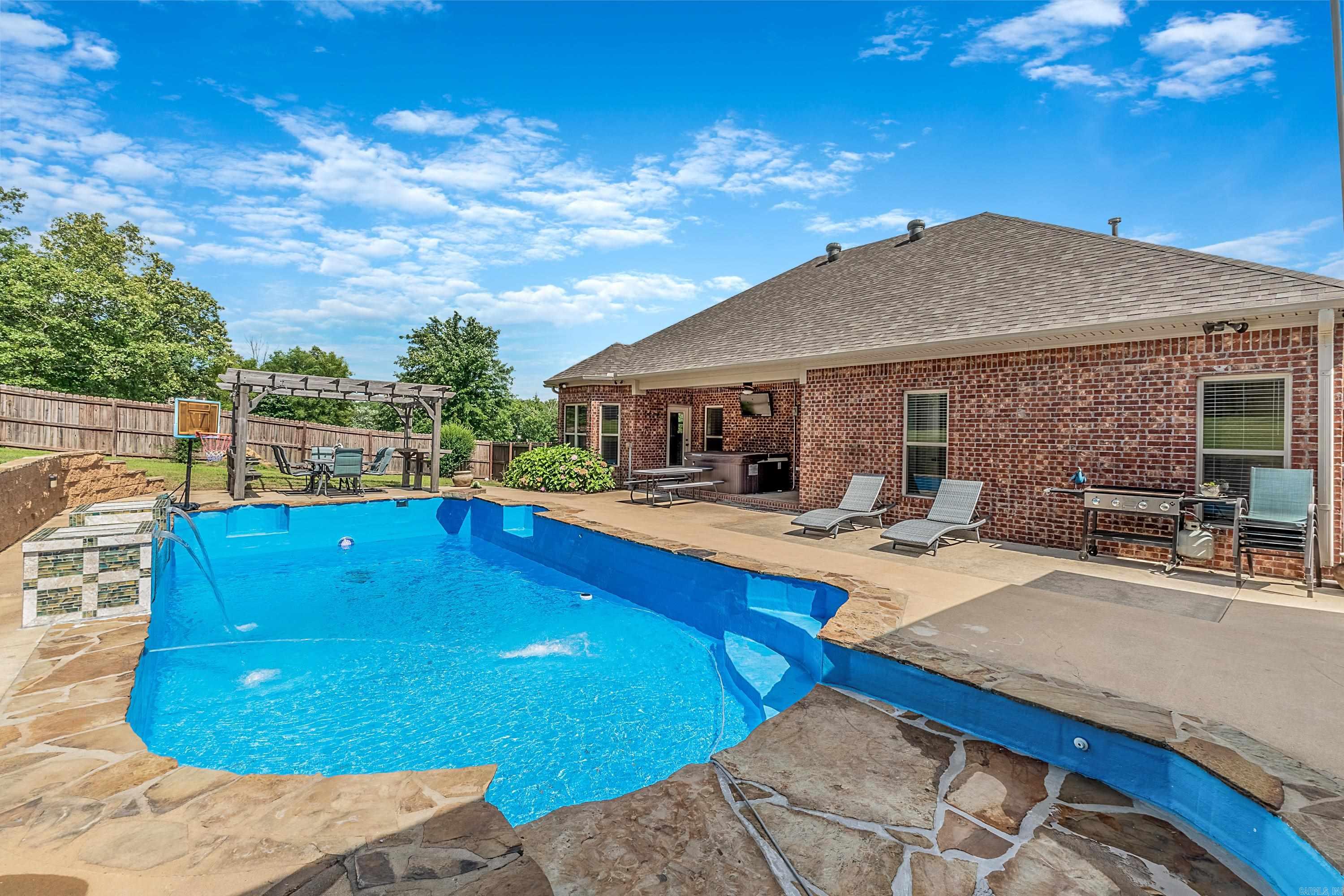 NORTH RIDGE - Residential