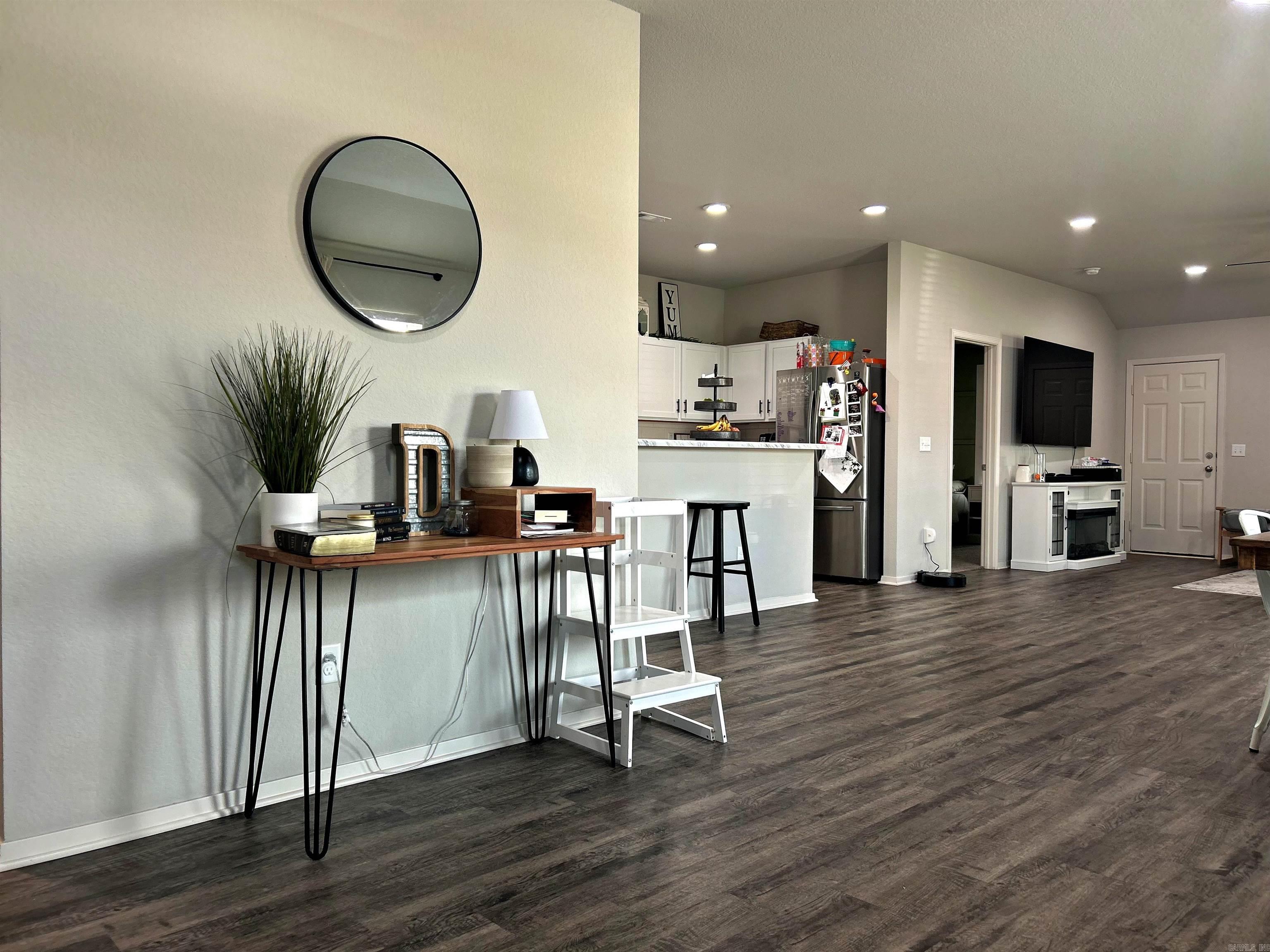 WHITE OAK CROSSING - Residential