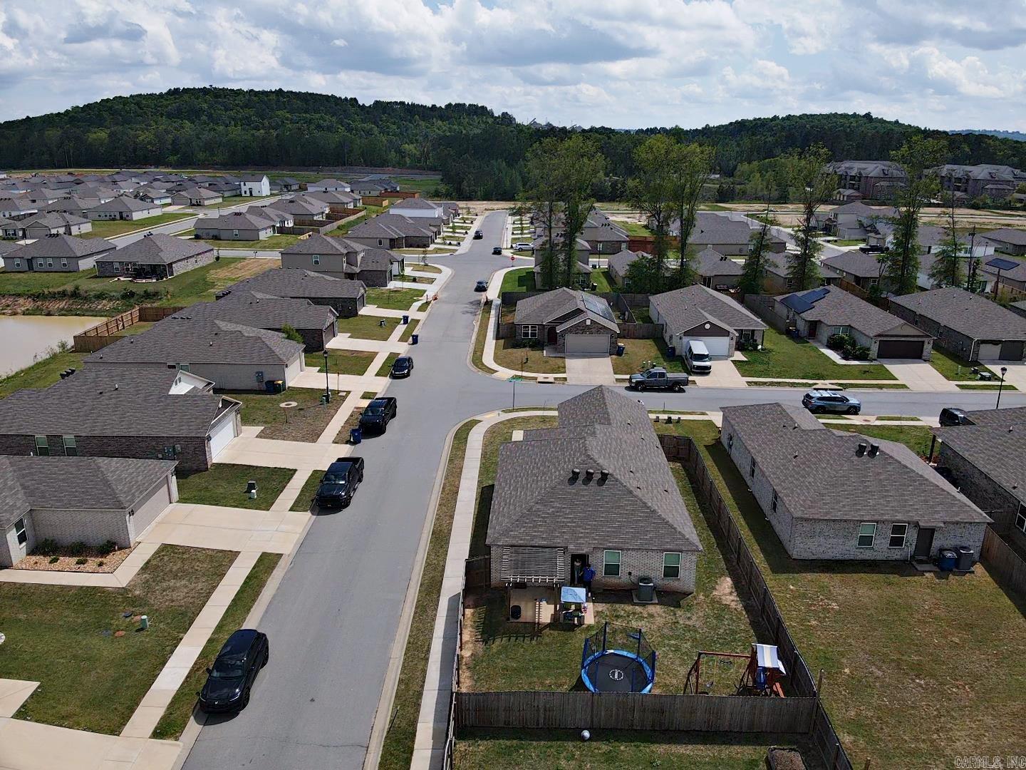 WHITE OAK CROSSING - Residential