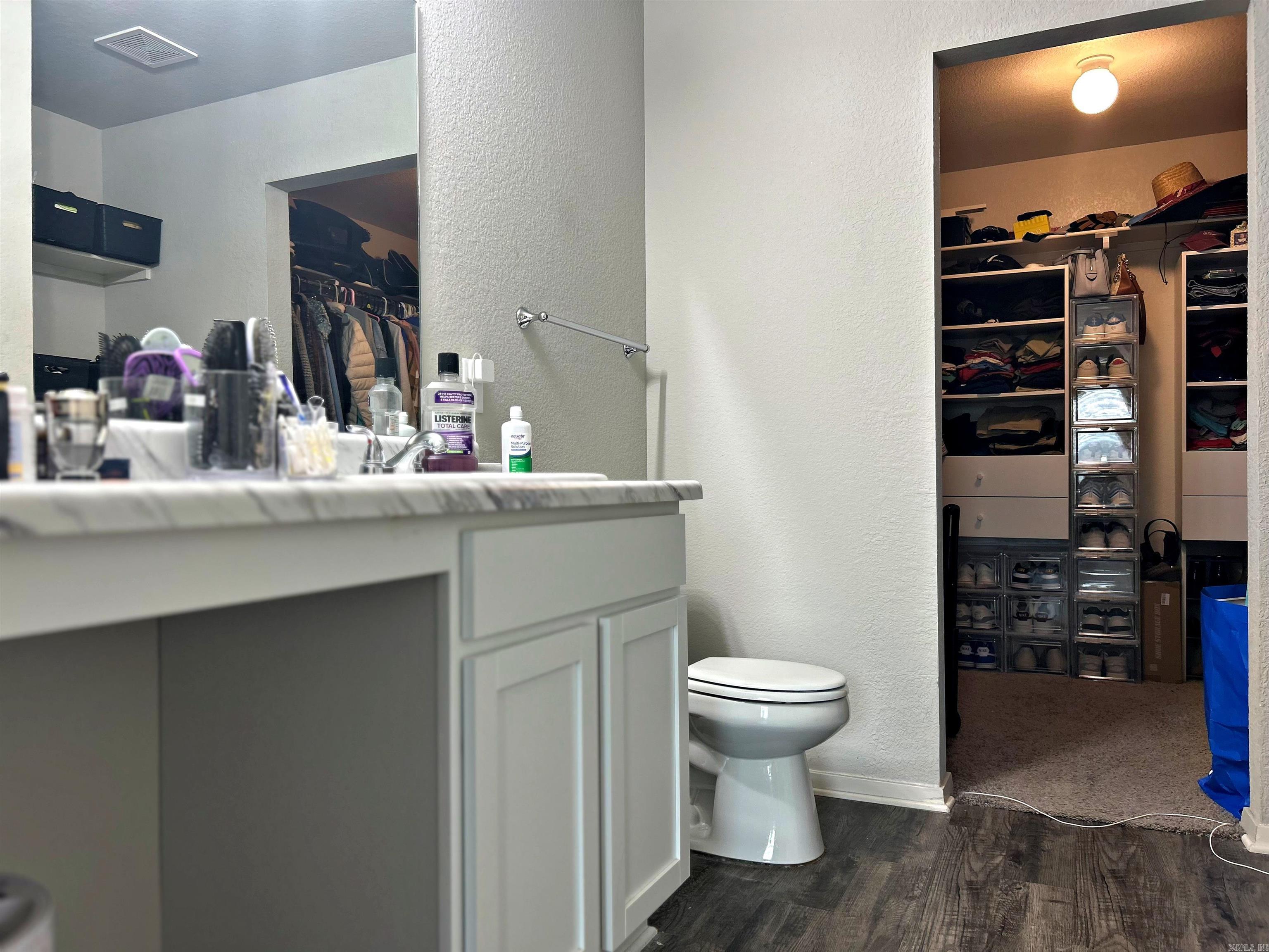 WHITE OAK CROSSING - Residential