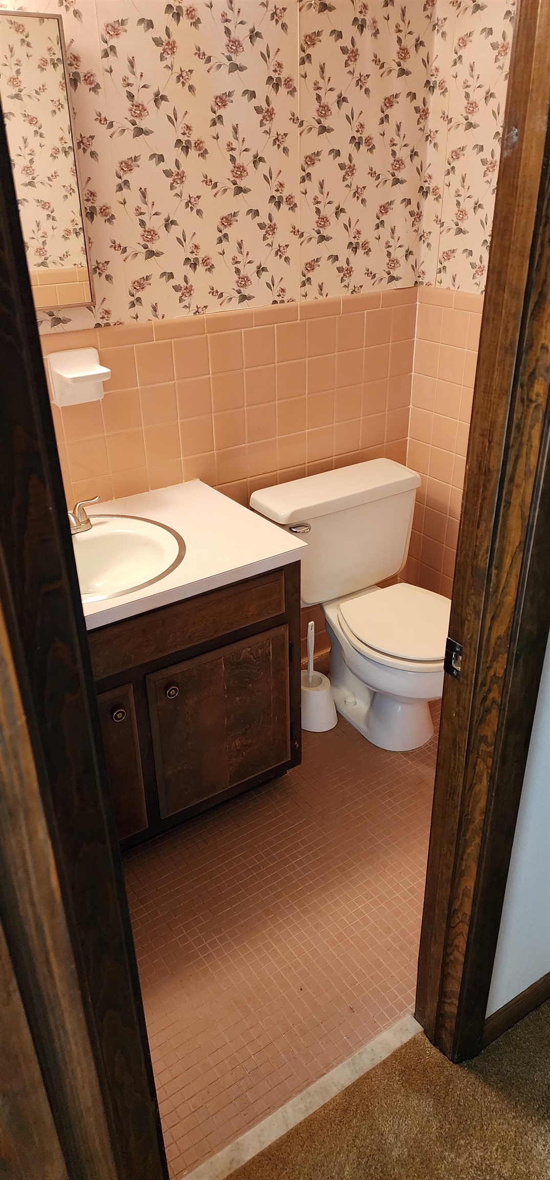 Townhouse 2nd - Residential Lease