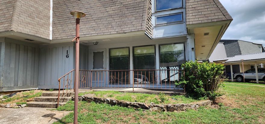 Spacious and inviting, this well-designed townhouse offers 3 bedrooms and 2.5 baths, complete with a refrigerator and stove for your convenience. The main floor features a comfortable family living space with an open living room, kitchen, laundry area, and a convenient powder room—perfect for everyday living and entertaining. Upstairs, you’ll find all three bedrooms, including a generous primary suite with its own private bath, along with a full hall bathroom for added comfort and ease.