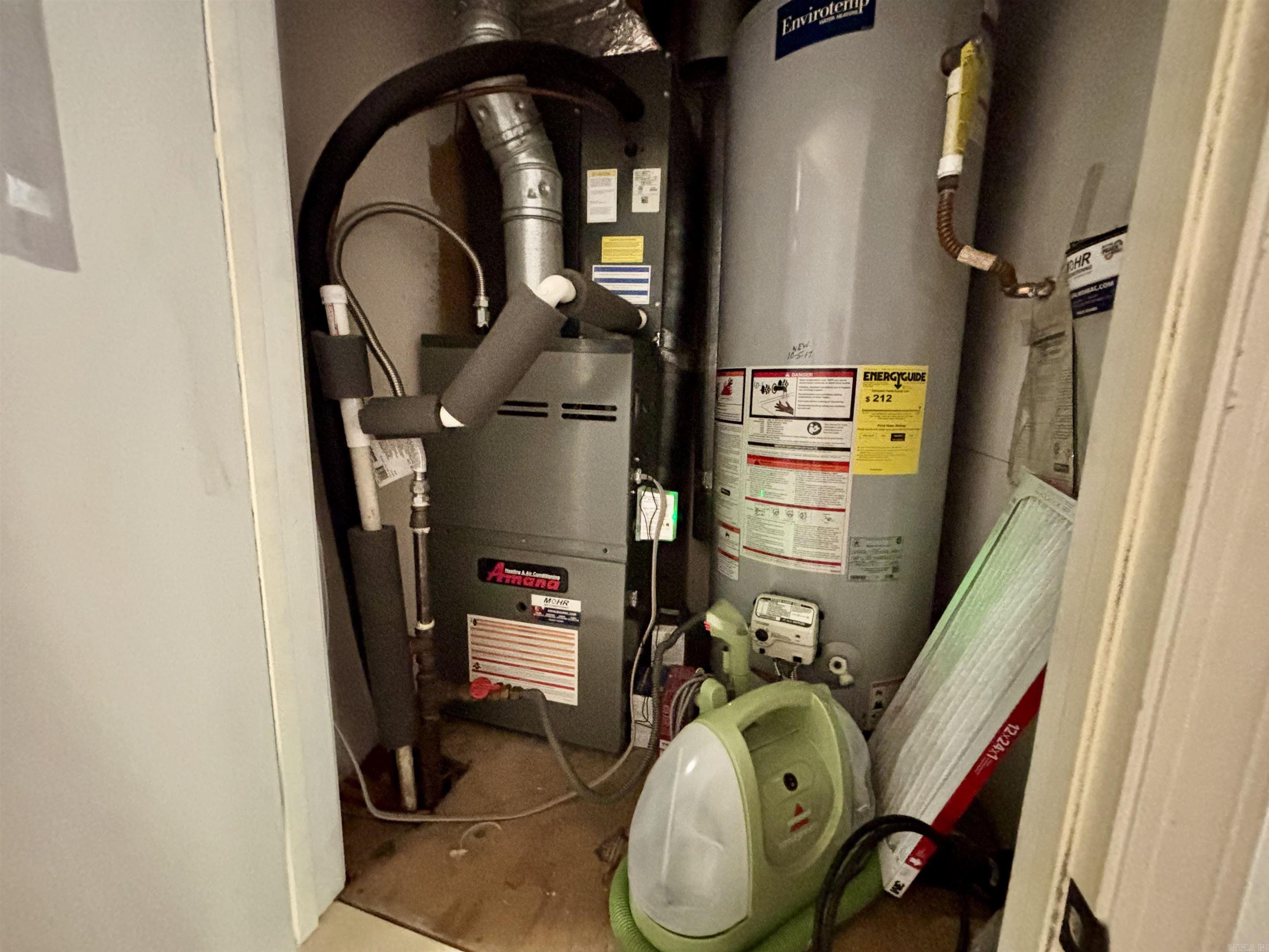 River Oaks Commons - Residential