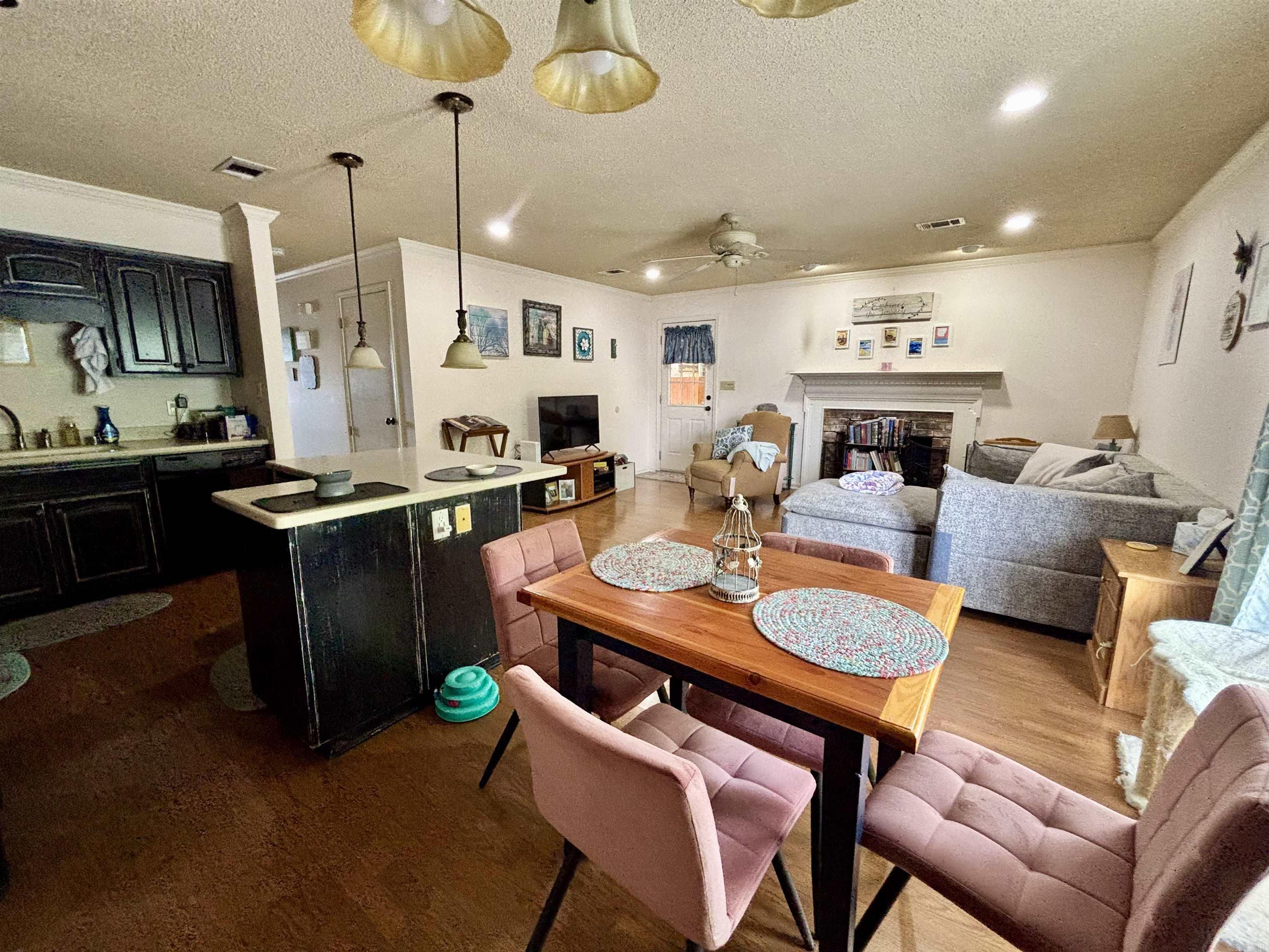 River Oaks Commons - Residential