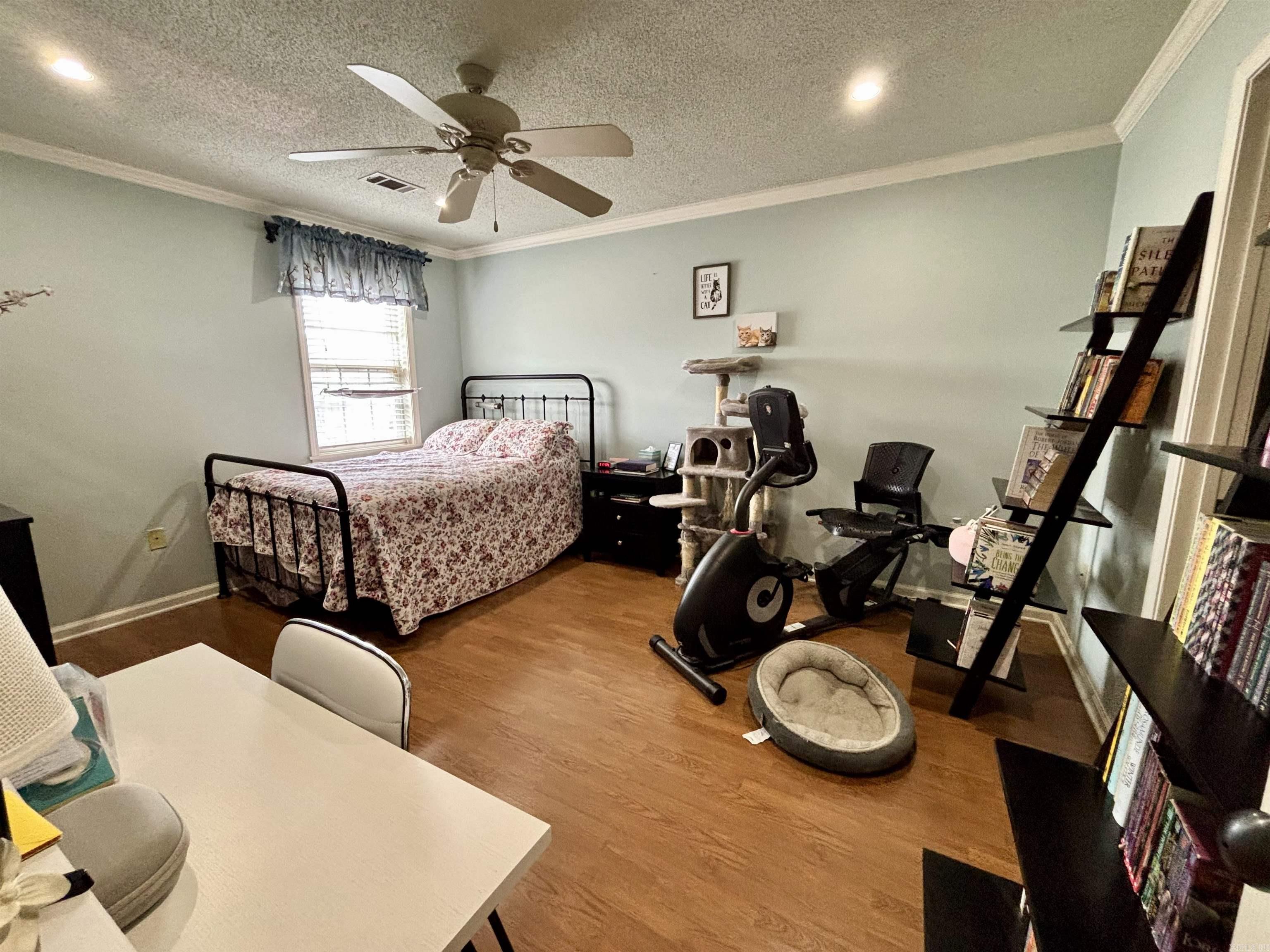 River Oaks Commons - Residential