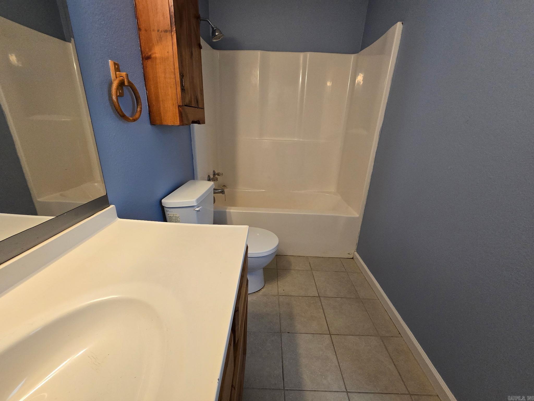 Old Meadows - Residential Lease