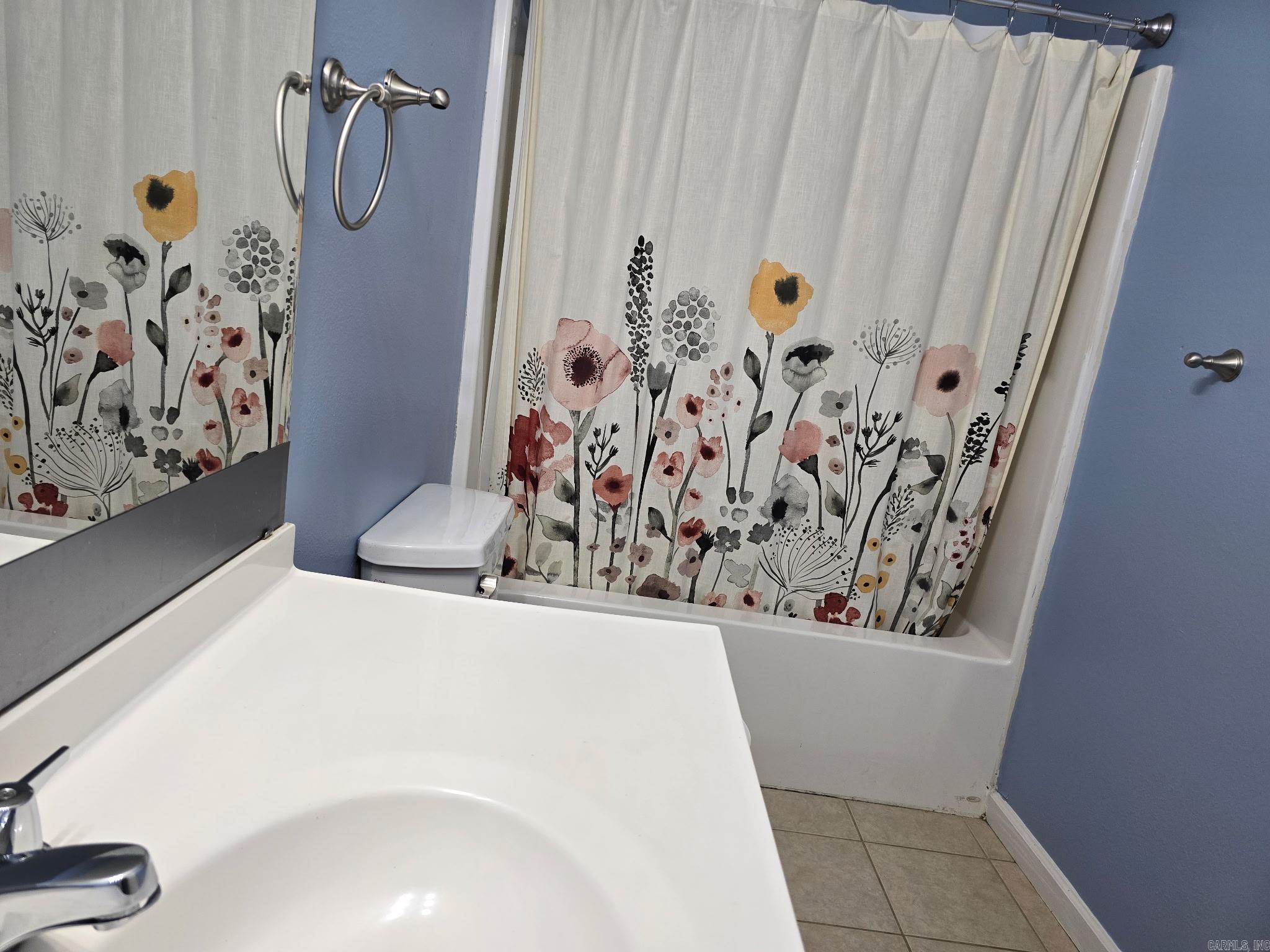 Old Meadows - Residential Lease