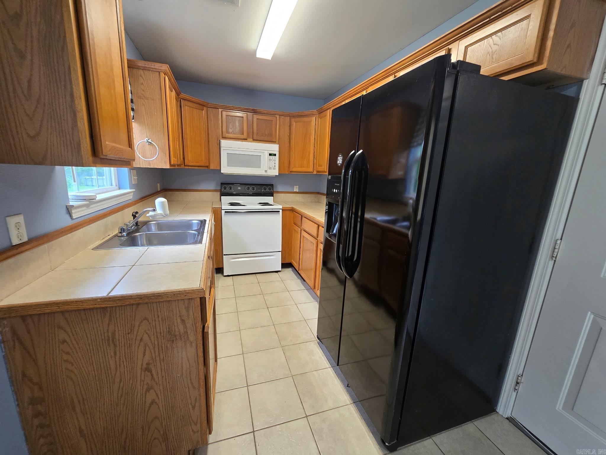 Old Meadows - Residential Lease