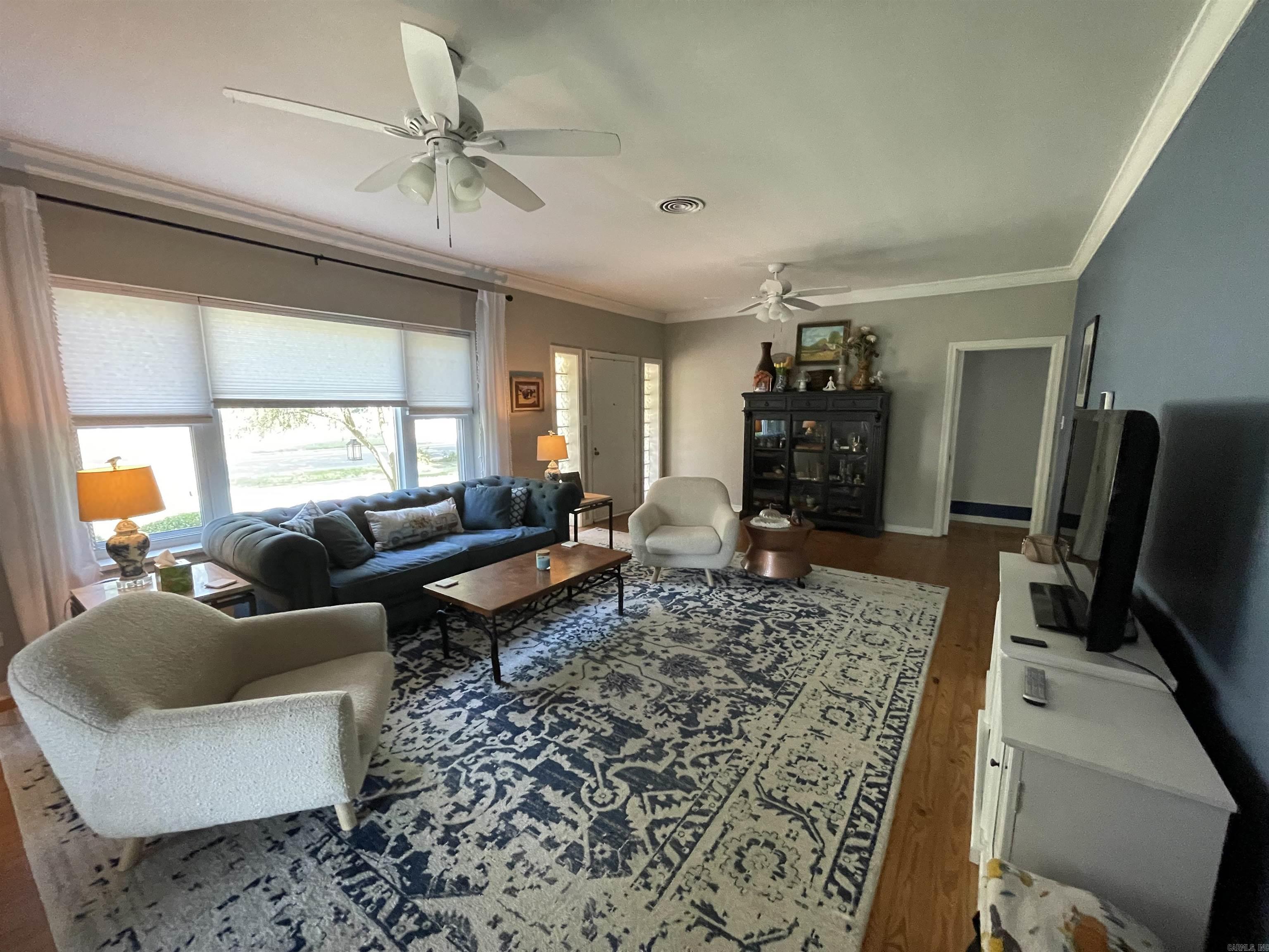 THOMPSON HEIGHTS - Residential