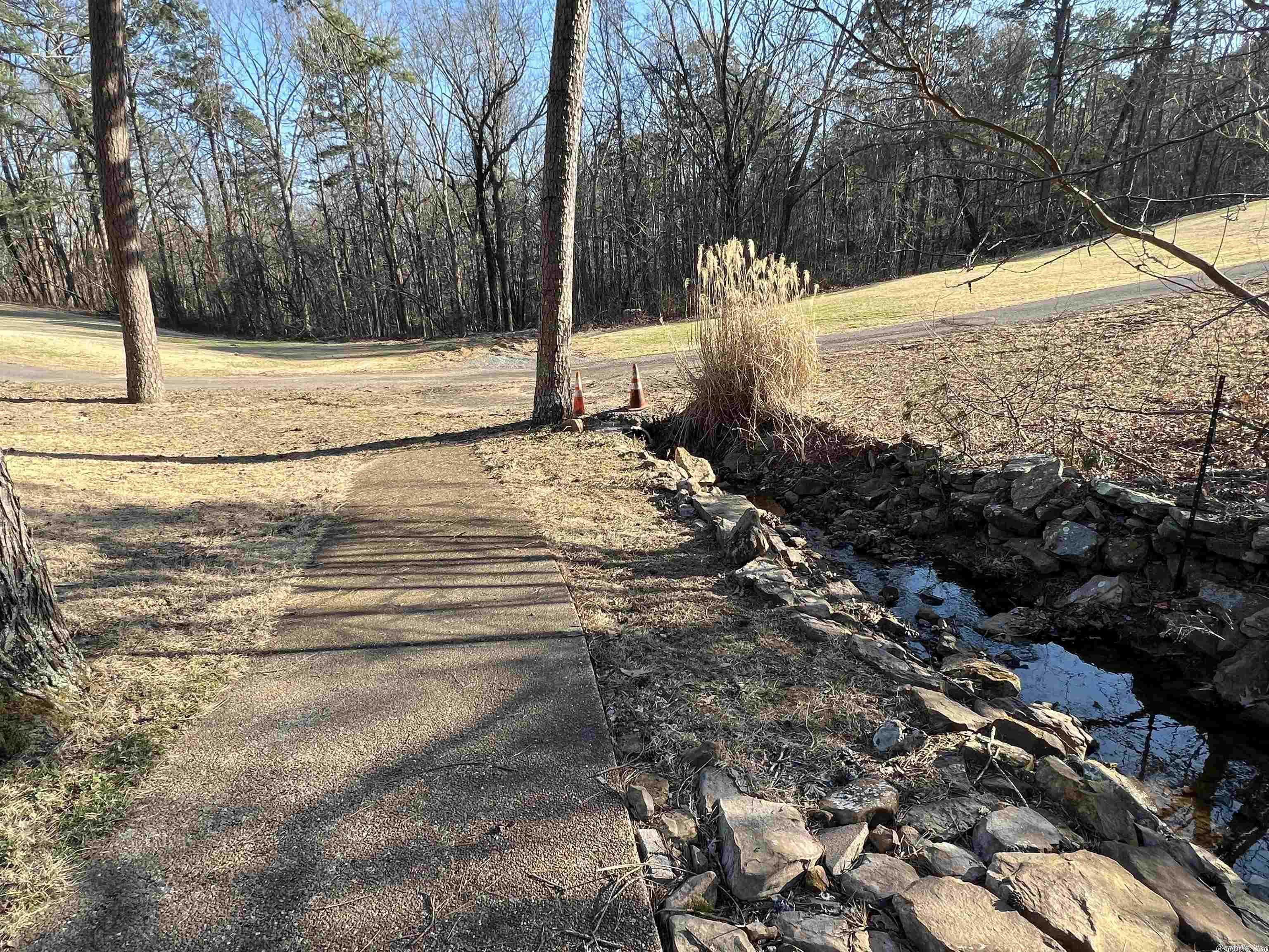 INDIAN HILLS - Residential