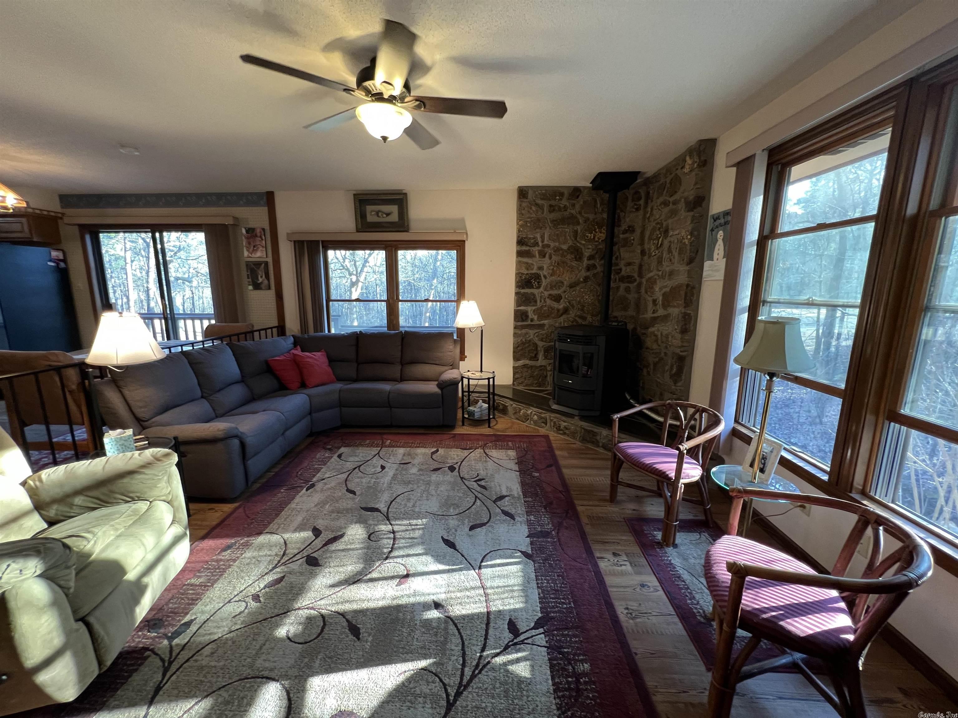 INDIAN HILLS - Residential