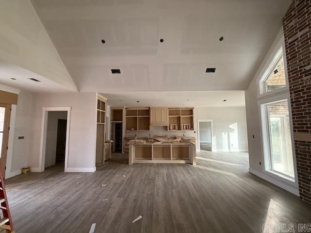 COYOTE RIDGE - Residential