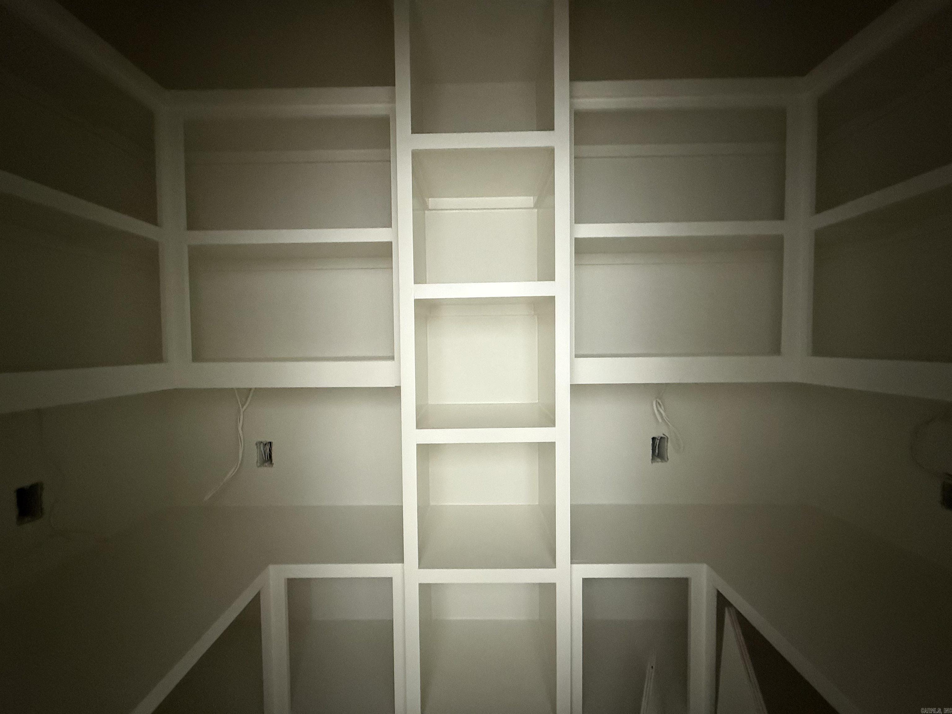 COYOTE RIDGE - Residential