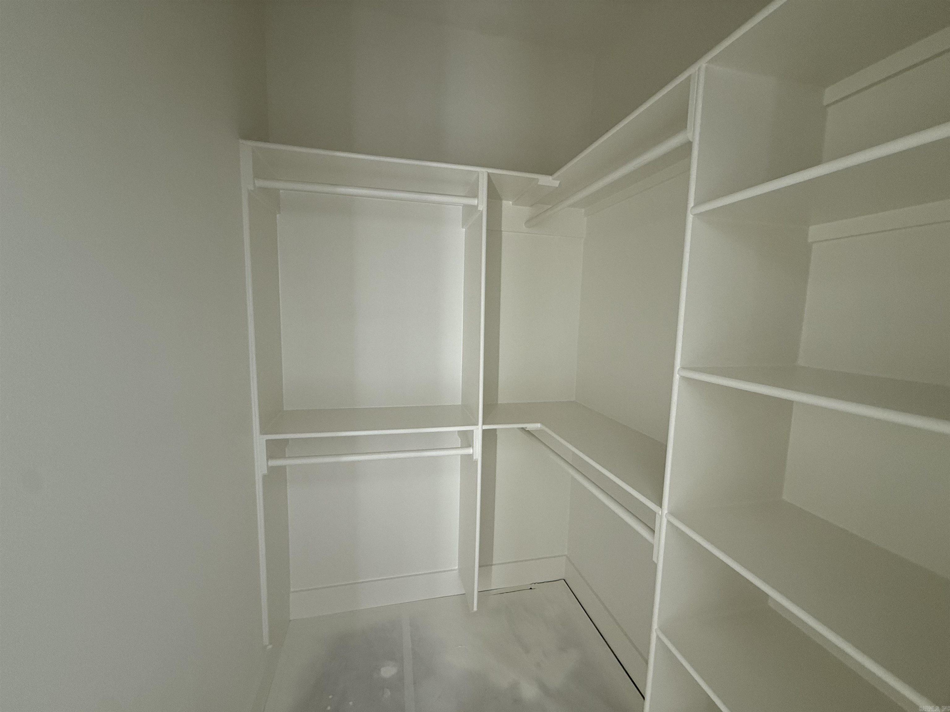 COYOTE RIDGE - Residential