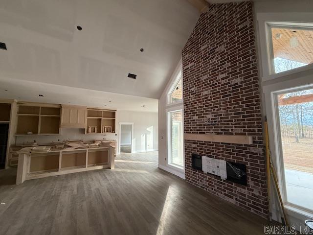 COYOTE RIDGE - Residential