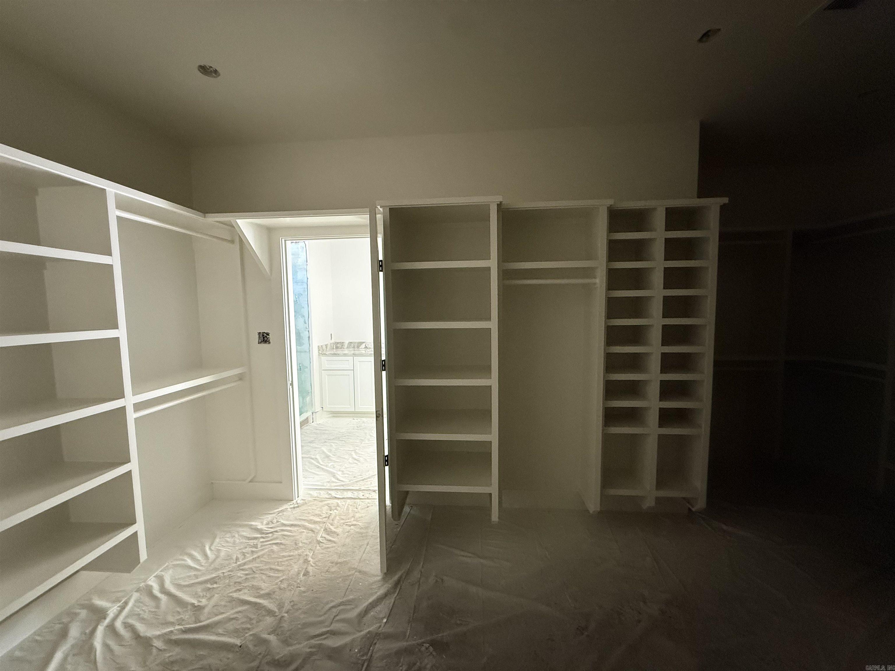 COYOTE RIDGE - Residential