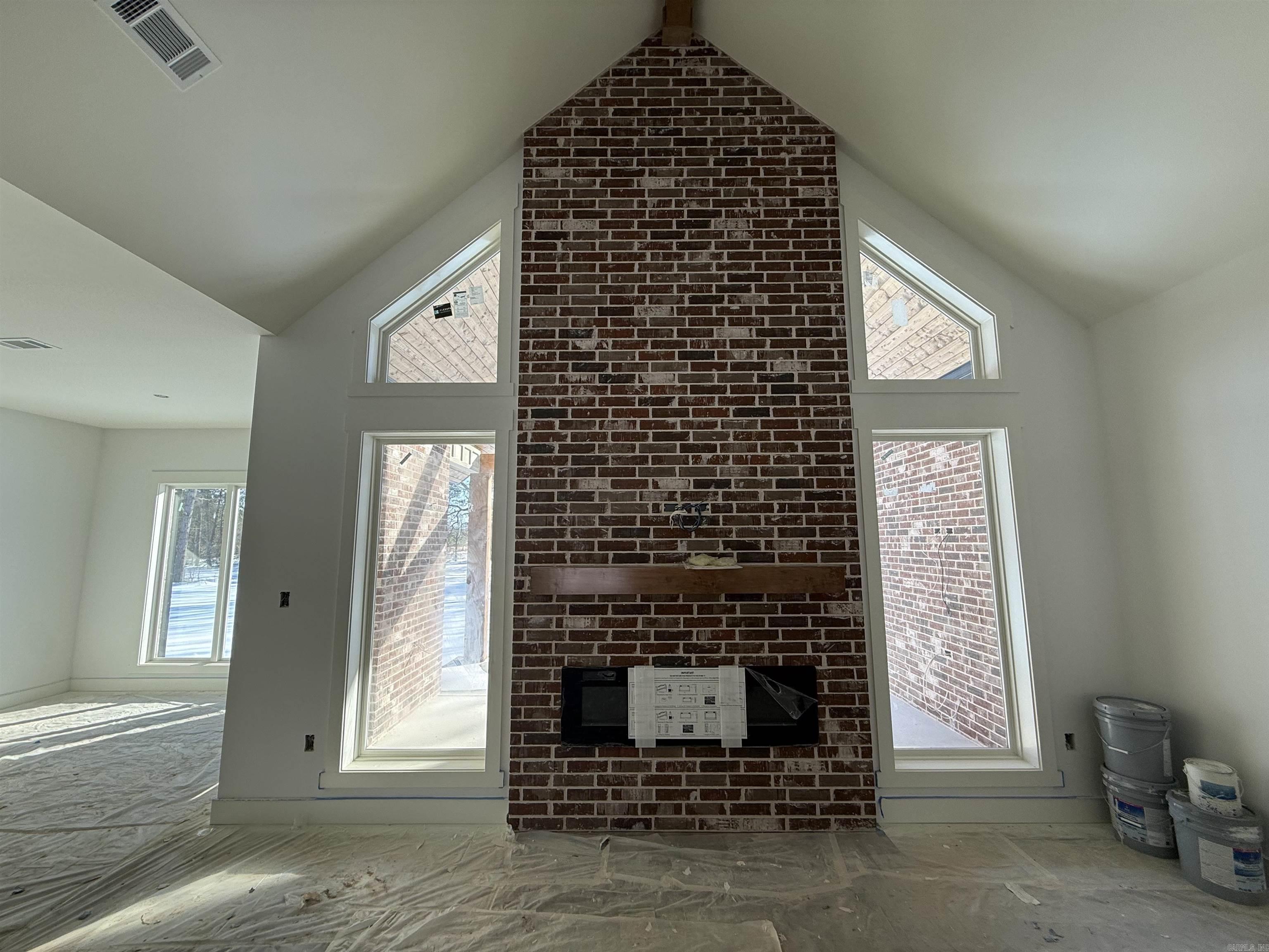 COYOTE RIDGE - Residential