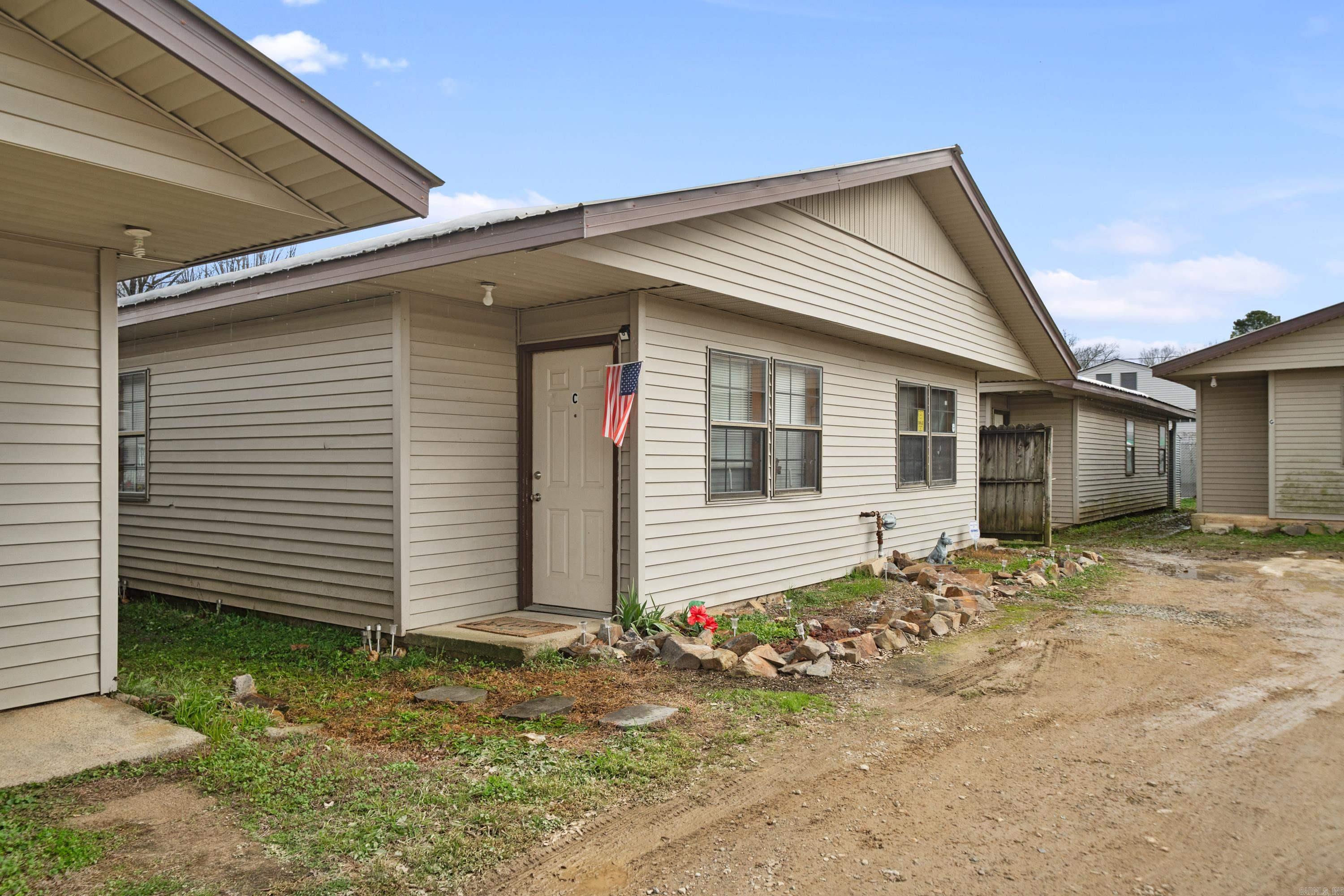 Metes & Bounds - Residential Income