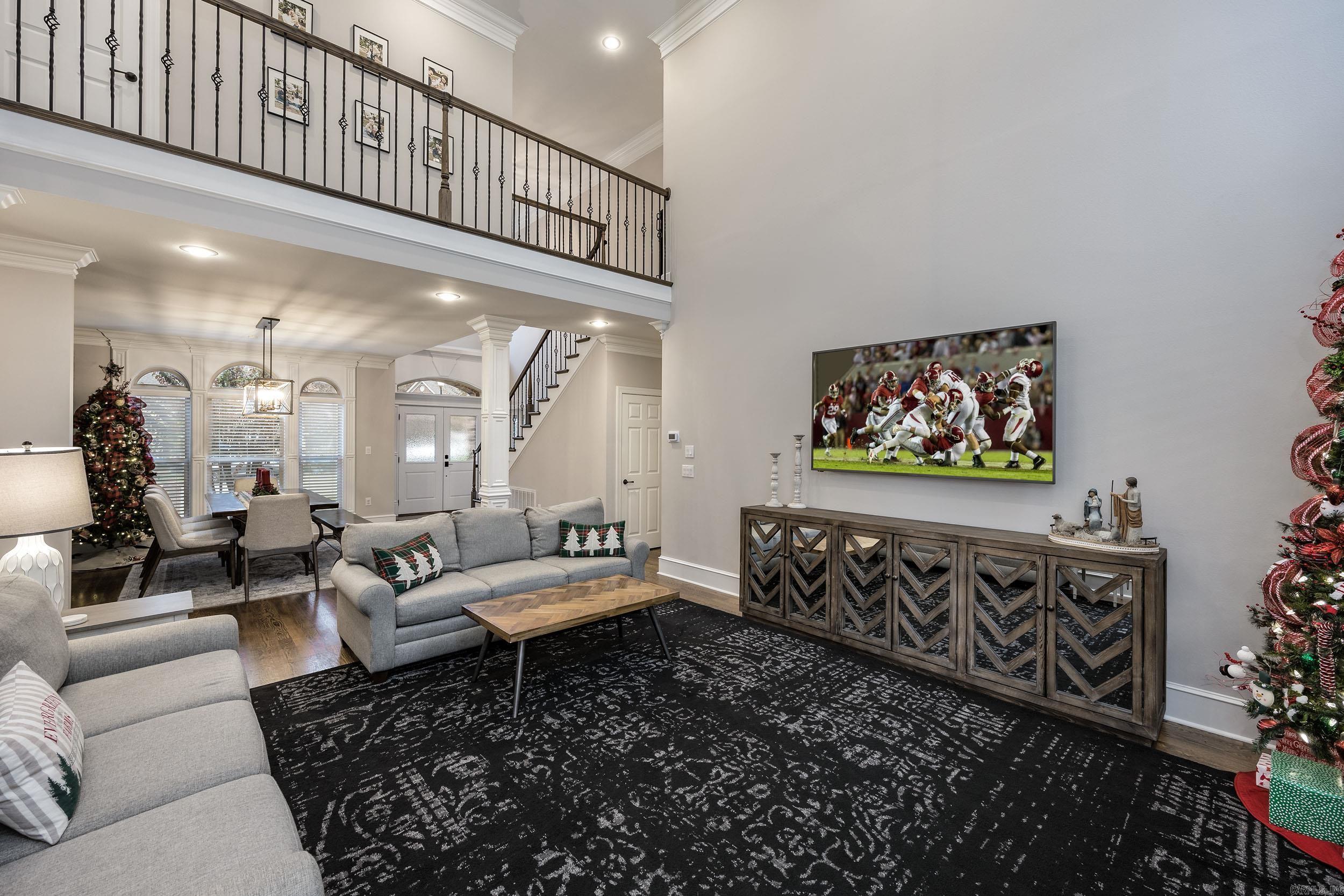 WOODLANDS EDGE - Residential