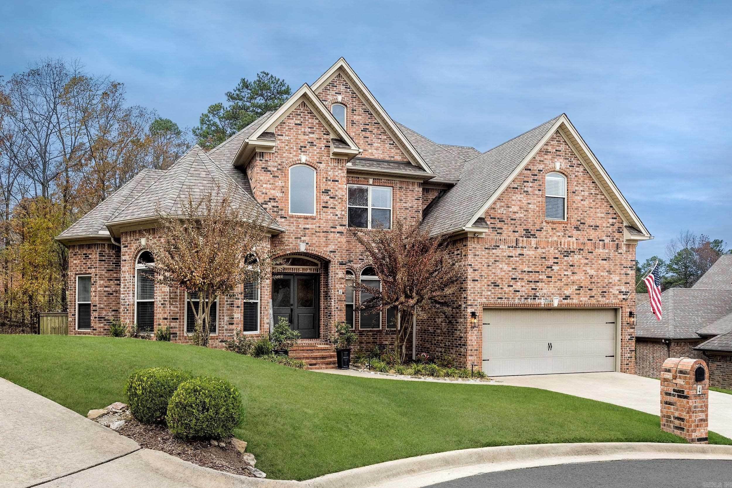 WOODLANDS EDGE - Residential