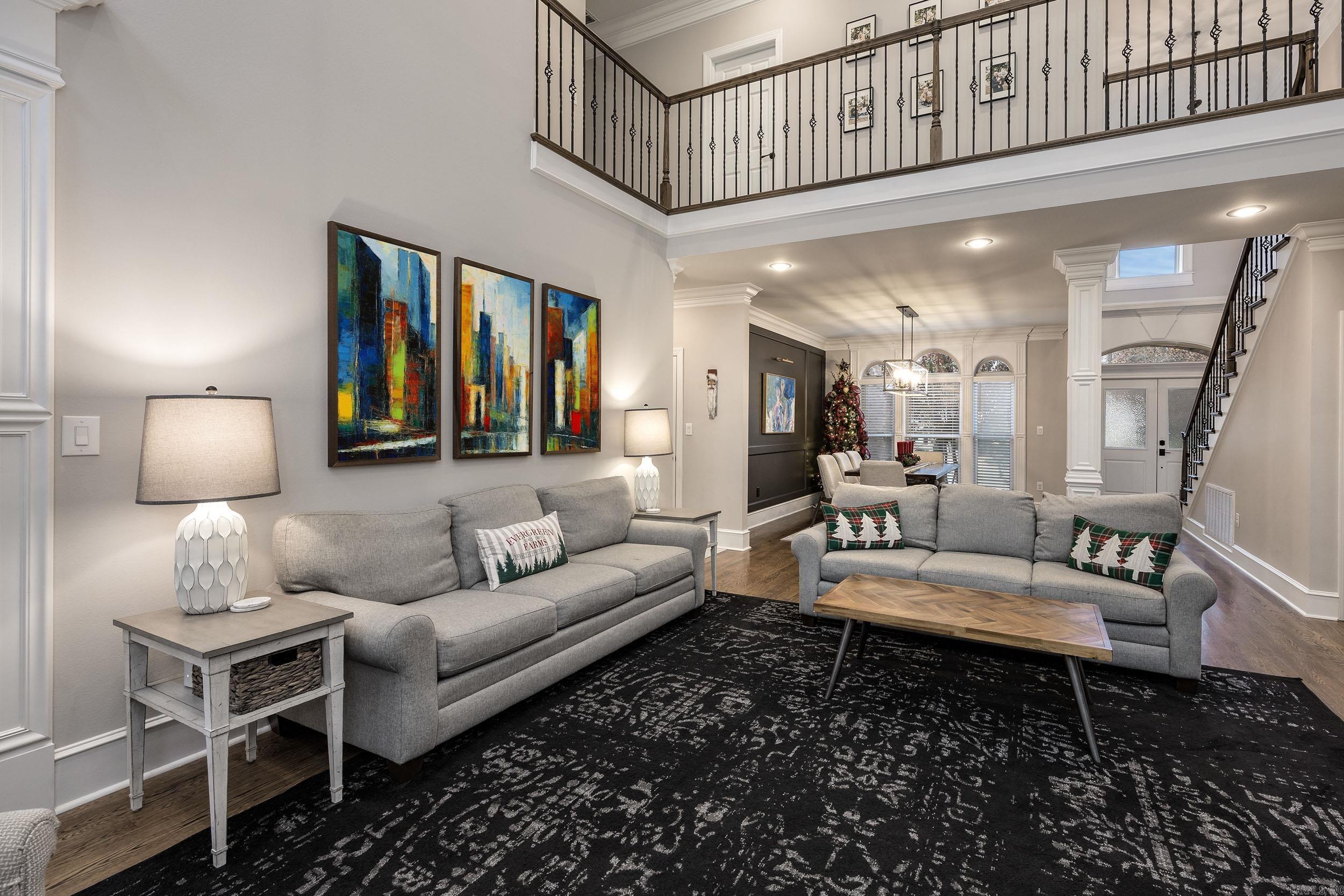 WOODLANDS EDGE - Residential