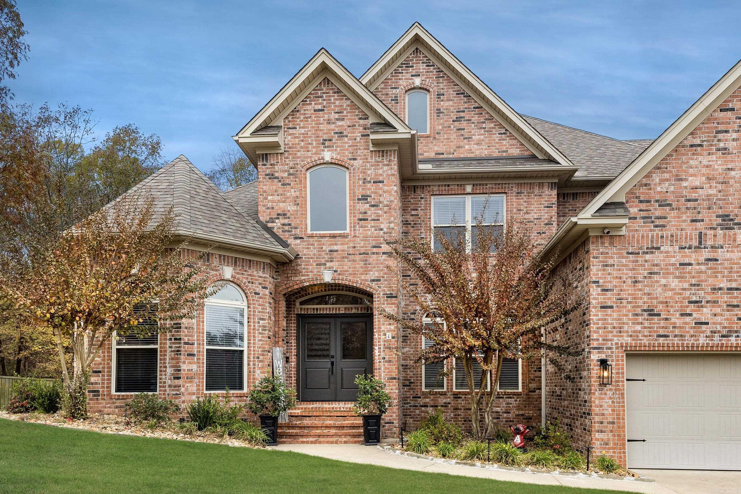 WOODLANDS EDGE - Residential