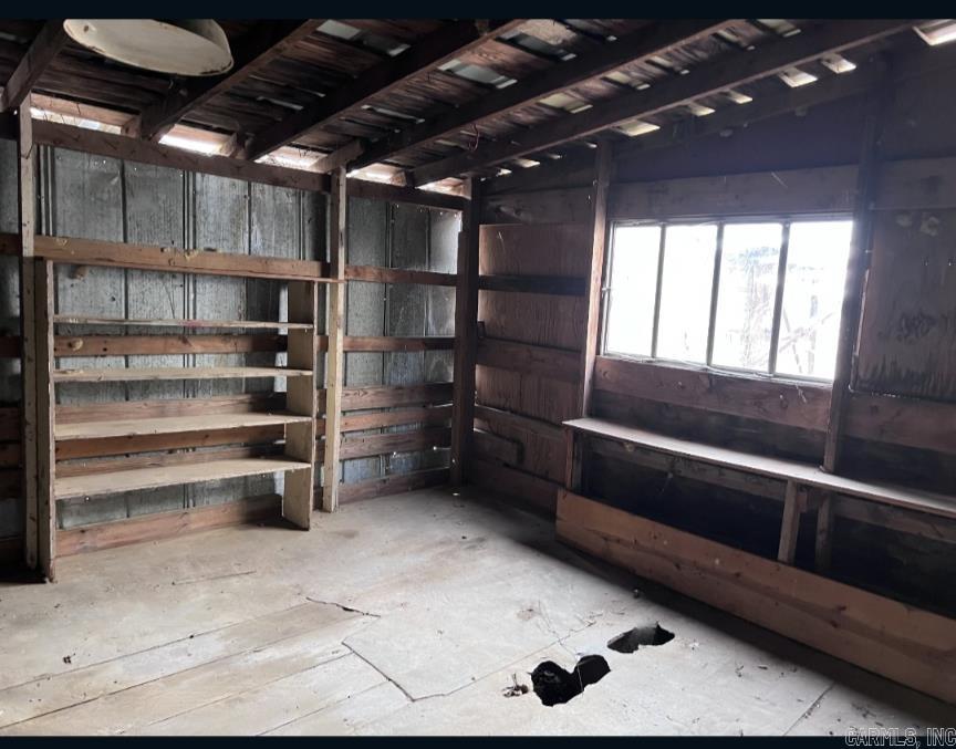 ROYAL OAK MANOR - Residential