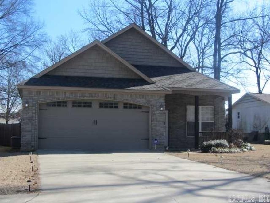 Available November 1: 3 bedroom 2 bath home coming available. Pets ok with non-refundable fee. Gas fireplace. Eat in kitchen. Laundry room. Lease terms 12 months, $1200 deposit, $40 application fee.