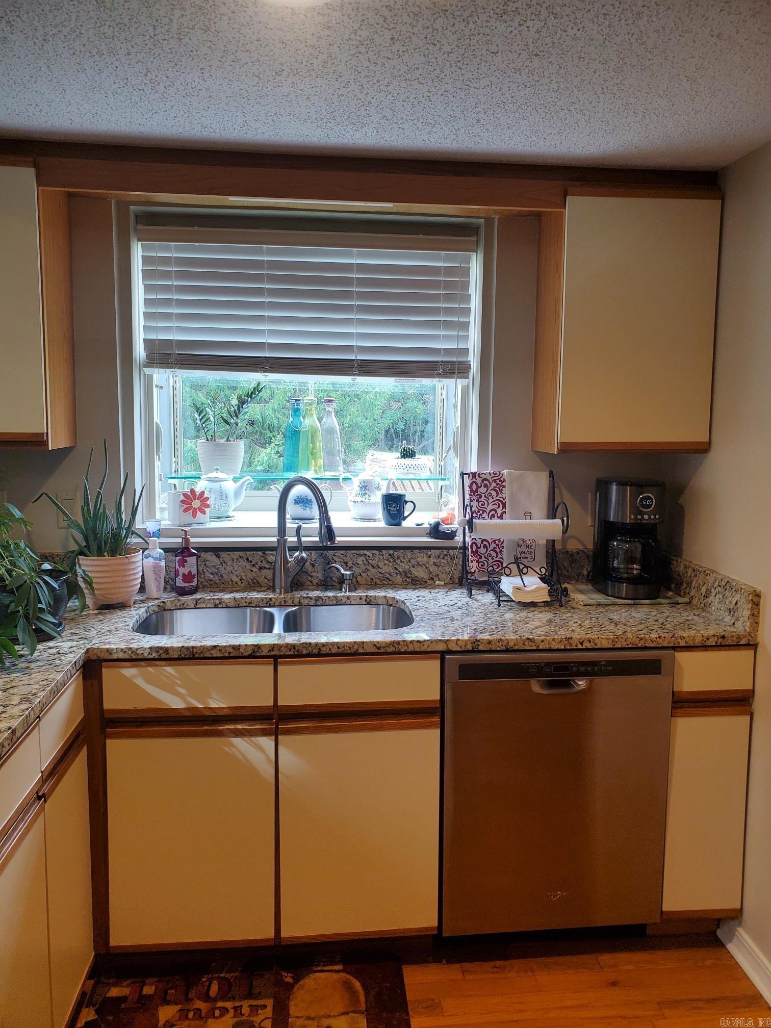 Country Club Ridge Town - Residential